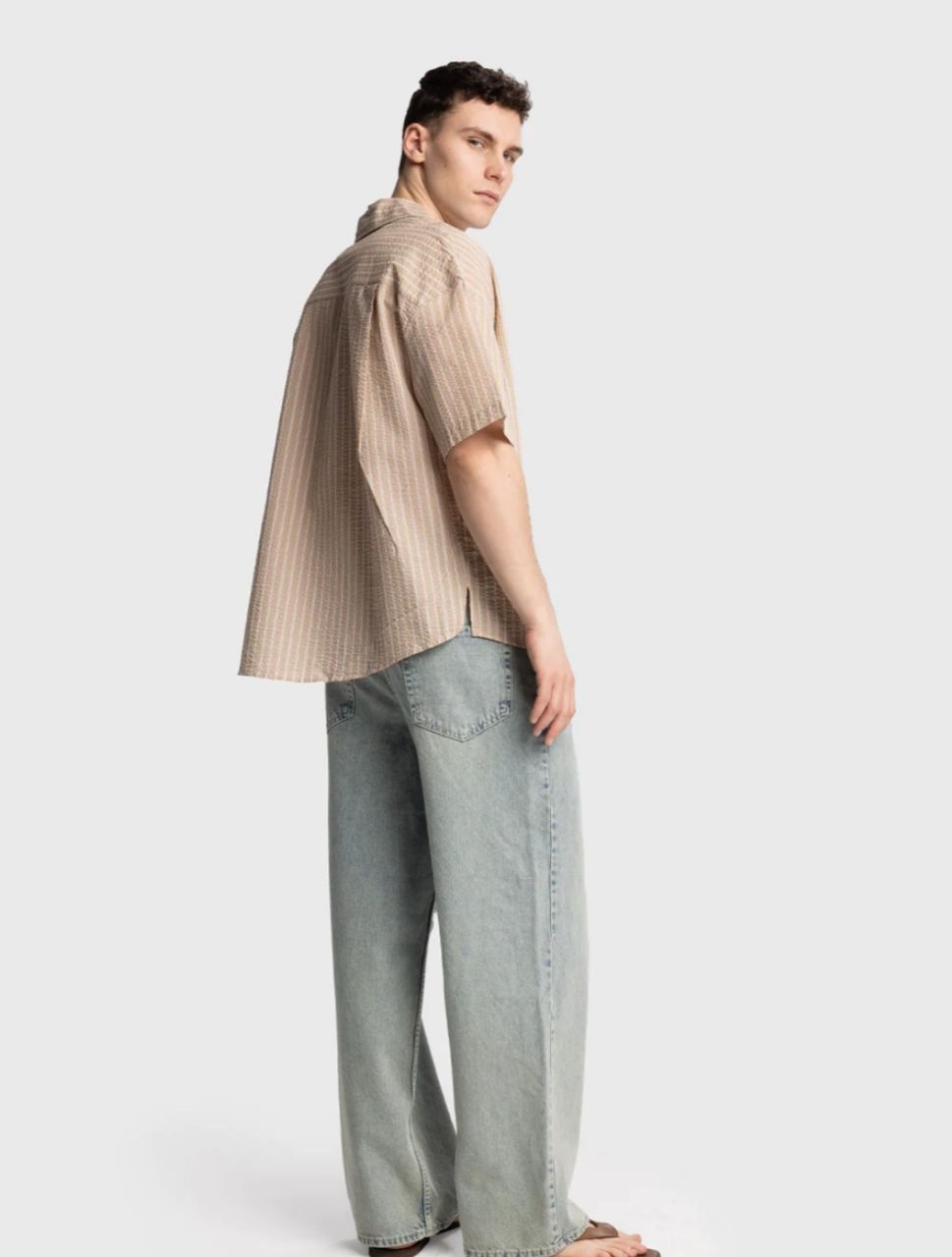 Apas Yaka TekCepli Çift Çizgili Gofre Oversize Erkek Gömlek