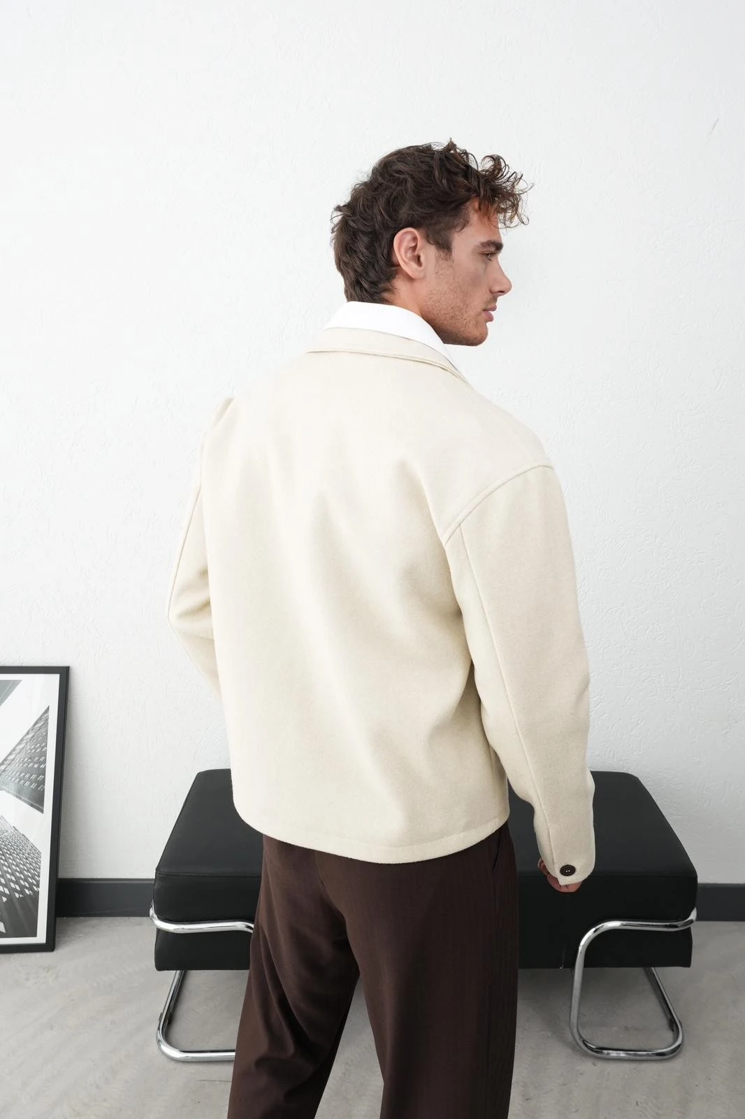 Yakalı Düğmeli Kısa Erkek Kaşe Mont