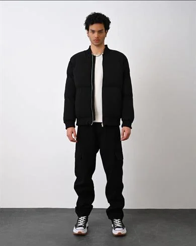 Dik Yaka Önü Fermuarlı Erkek Şişme Mont