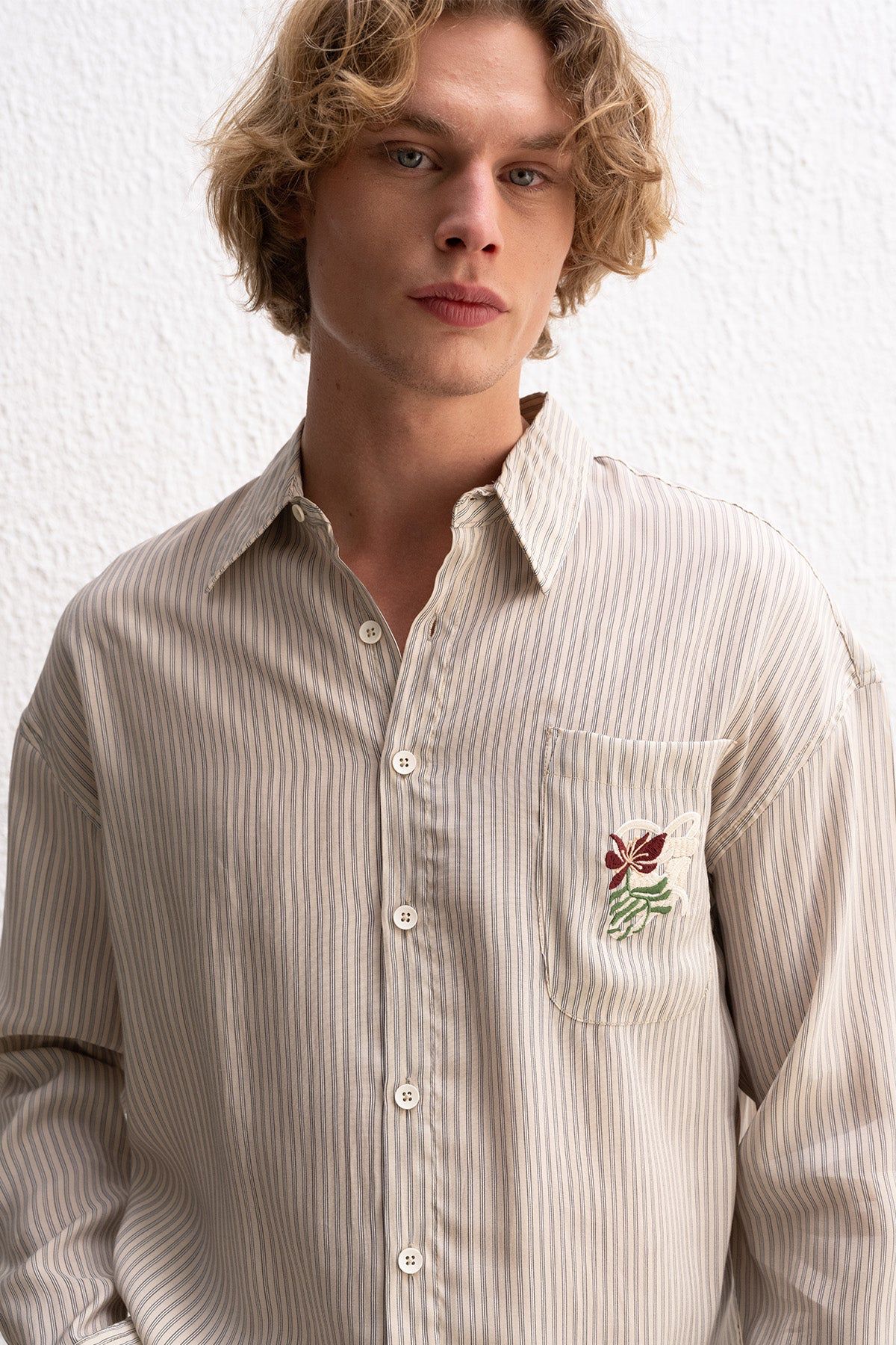 Cebi Nakışlı Çizgili Erkek Oversize Gömlek