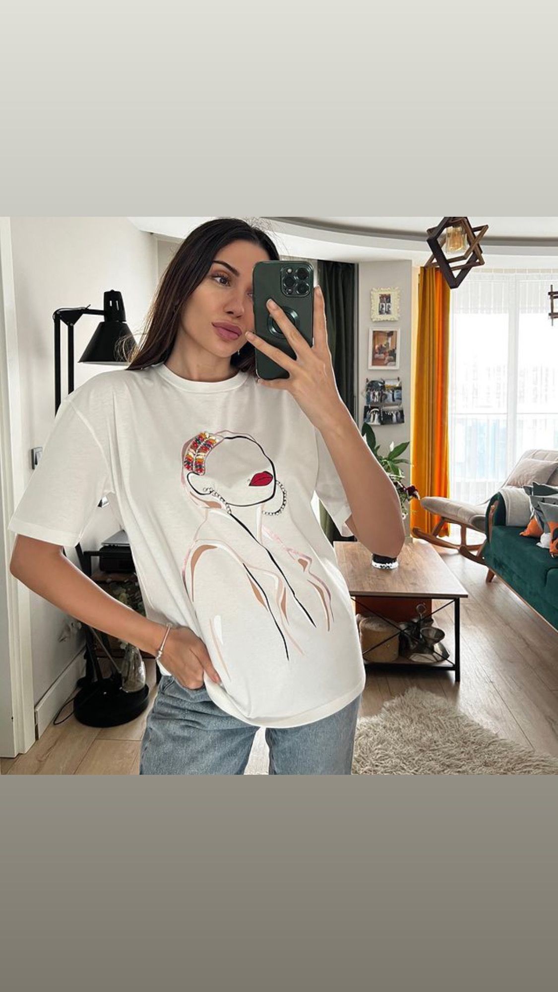 0 Yaka Kız Taş Baskı Oversize Kadın T-Shirt