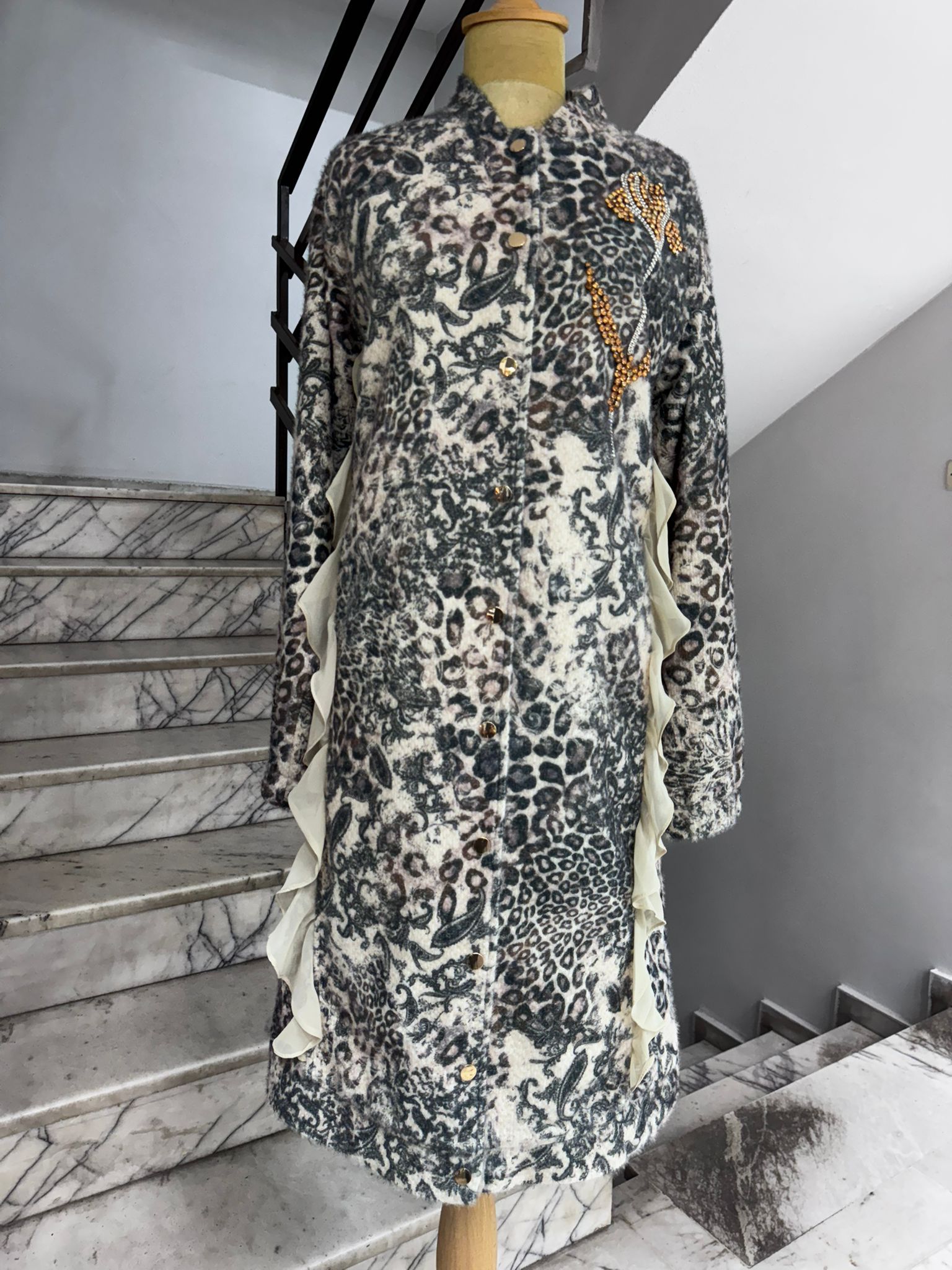 Yeni Sezon Leopar Desen Astarlı Tasarım Kap Ebrar Butik image