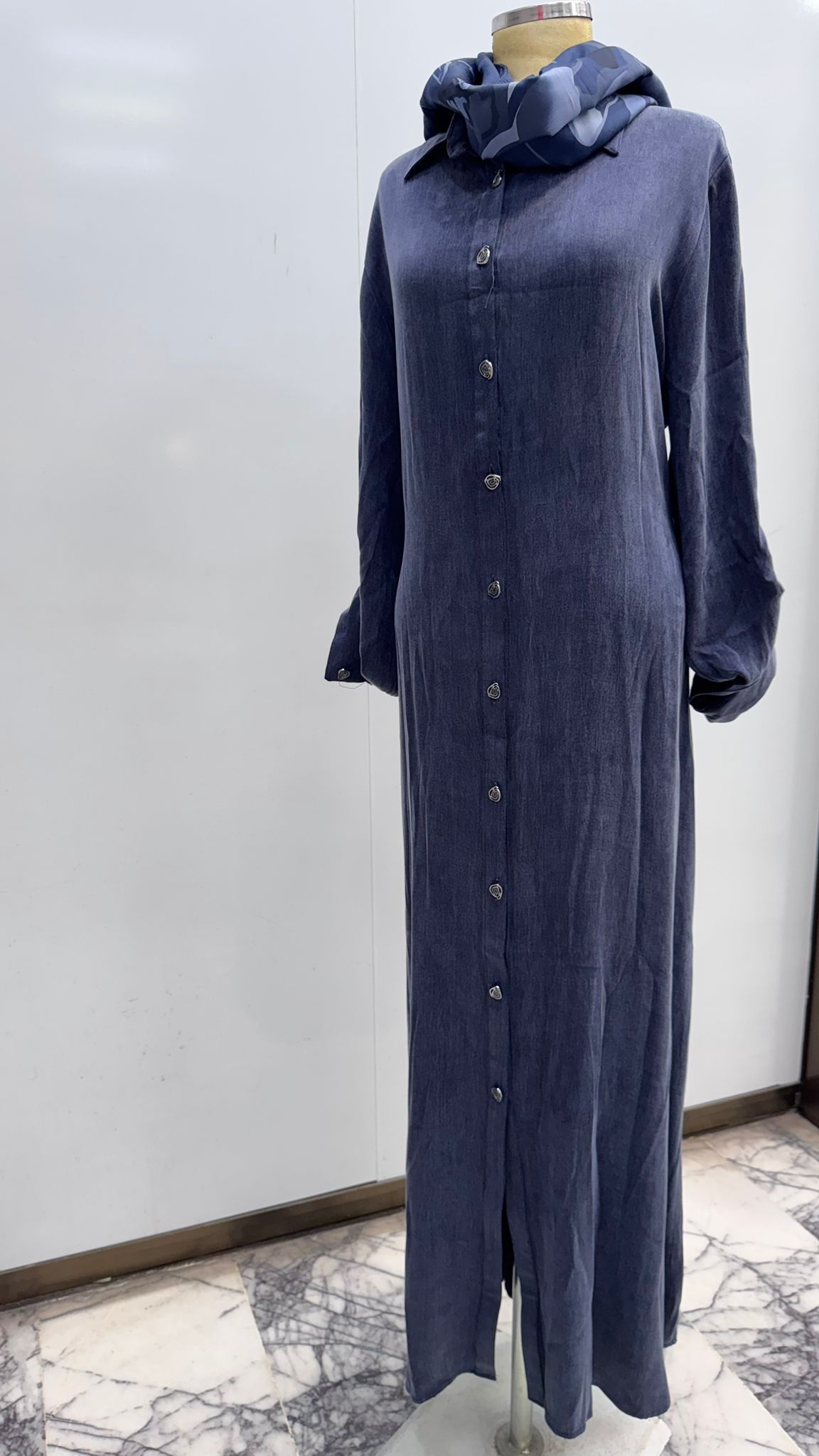 Yeni Sezon İpek Kupra Kumaş Önden Düğmeli Elbise Ebrar Butik image