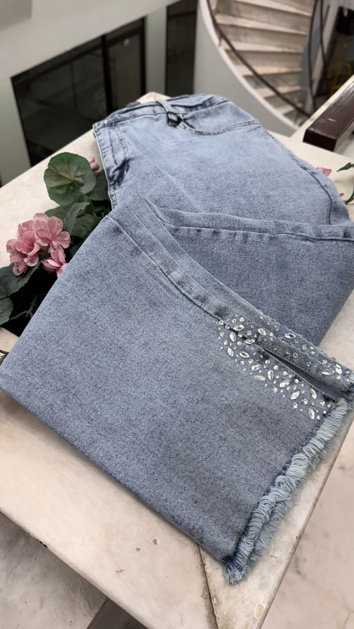 Yan Taşlı Denim Kot image