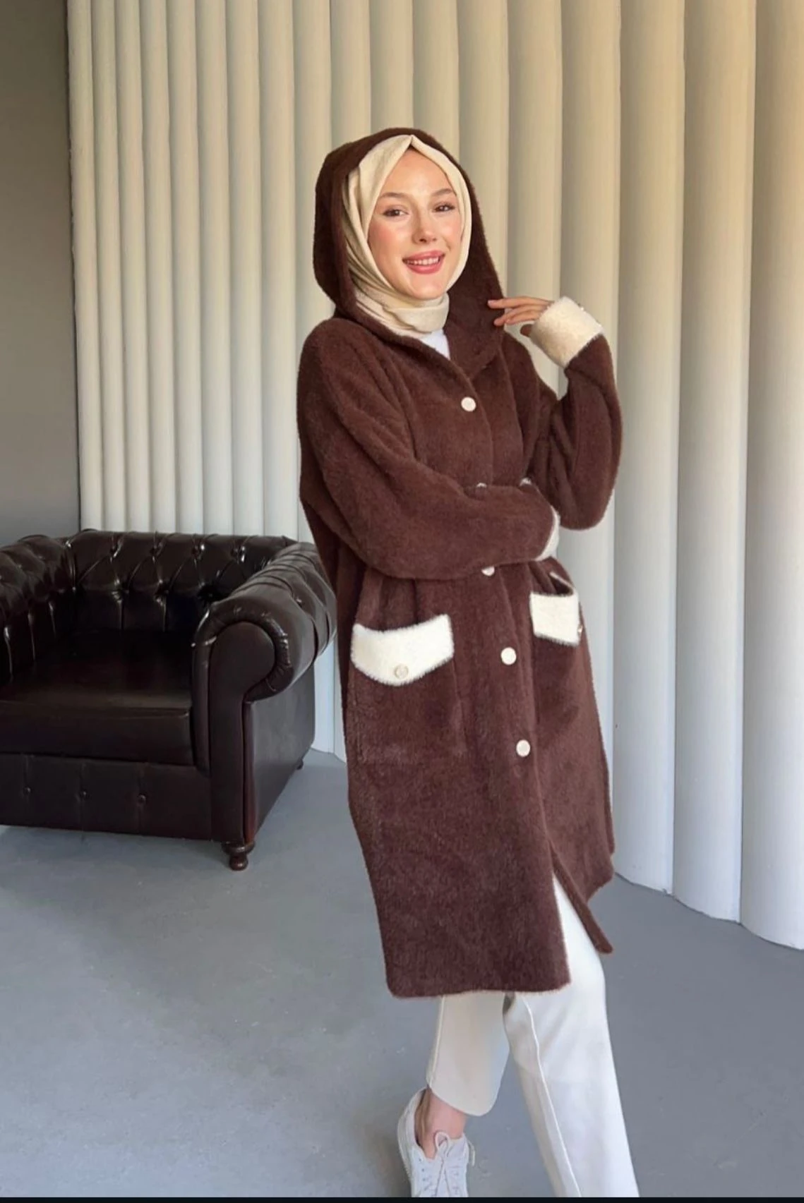 Yeni Sezon Kapişonlu Cepli Angora Uzun Hırka image