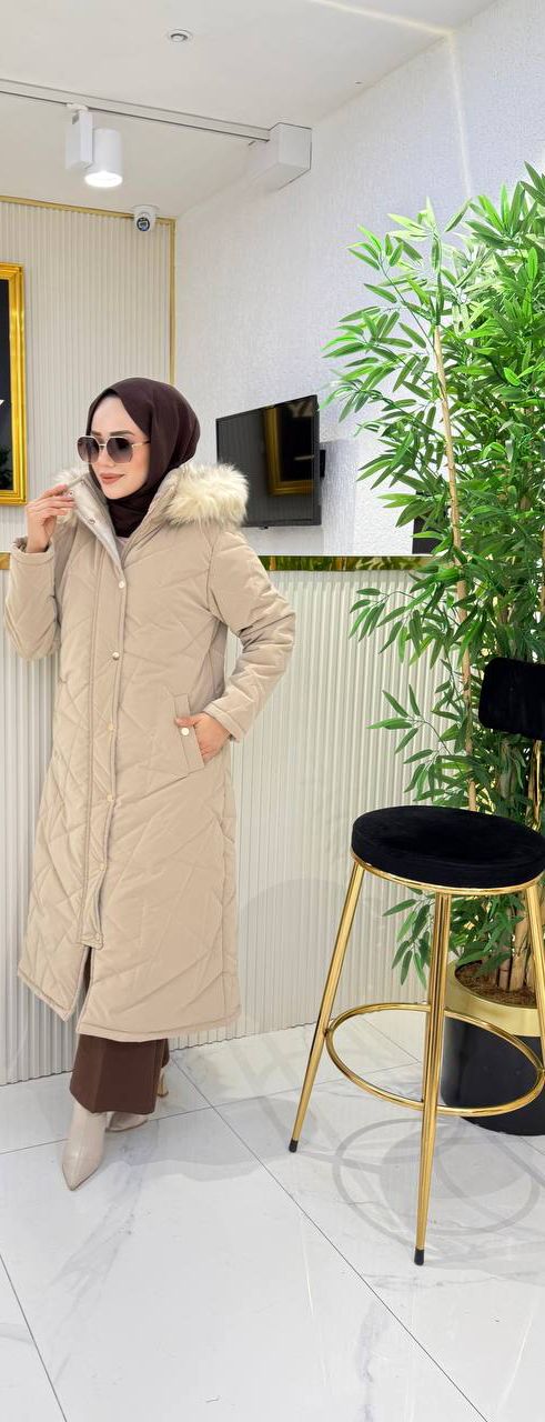 Kapitone Kürk Detaylı Uzun Mont  image