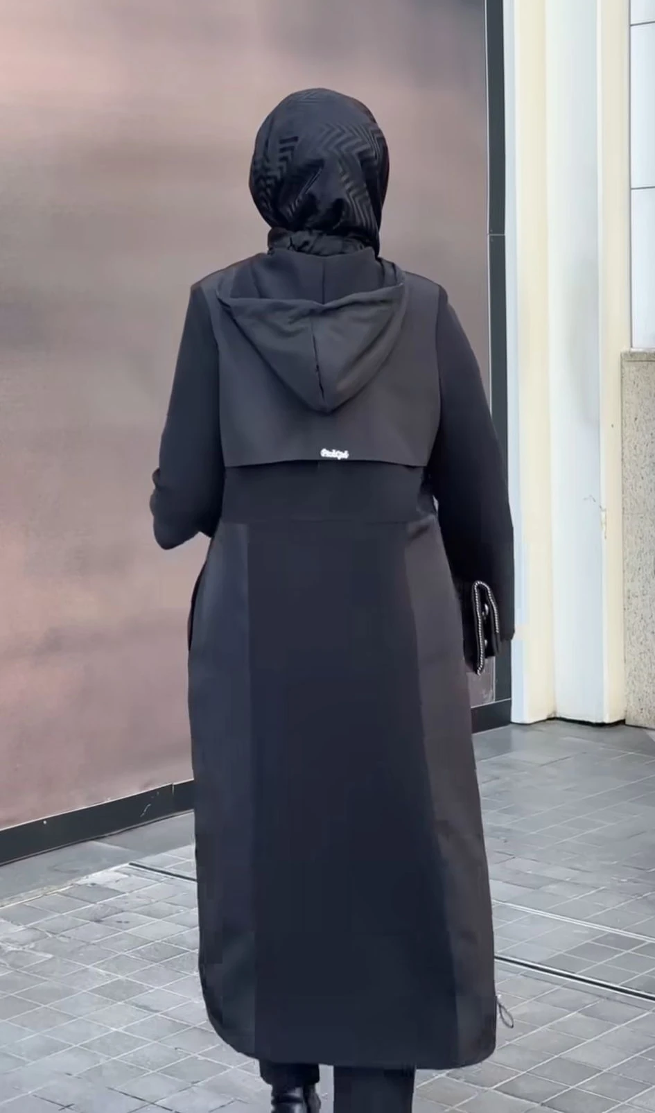 Paraşüt Kumaş Detaylı Yan Stoperli Astarlı Kap image