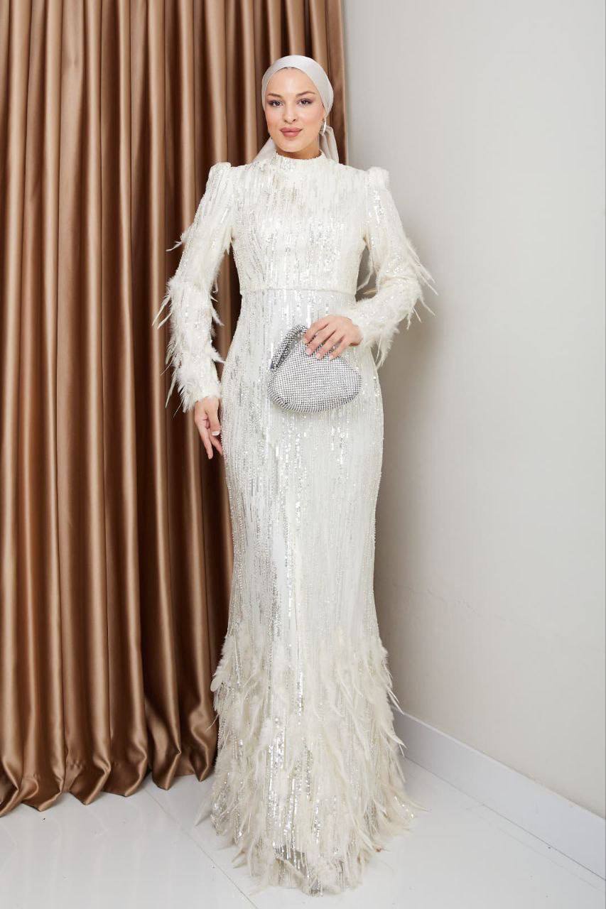 Taş ve Payet İşlemeli Tüy Detaylı Tesettür Abiye