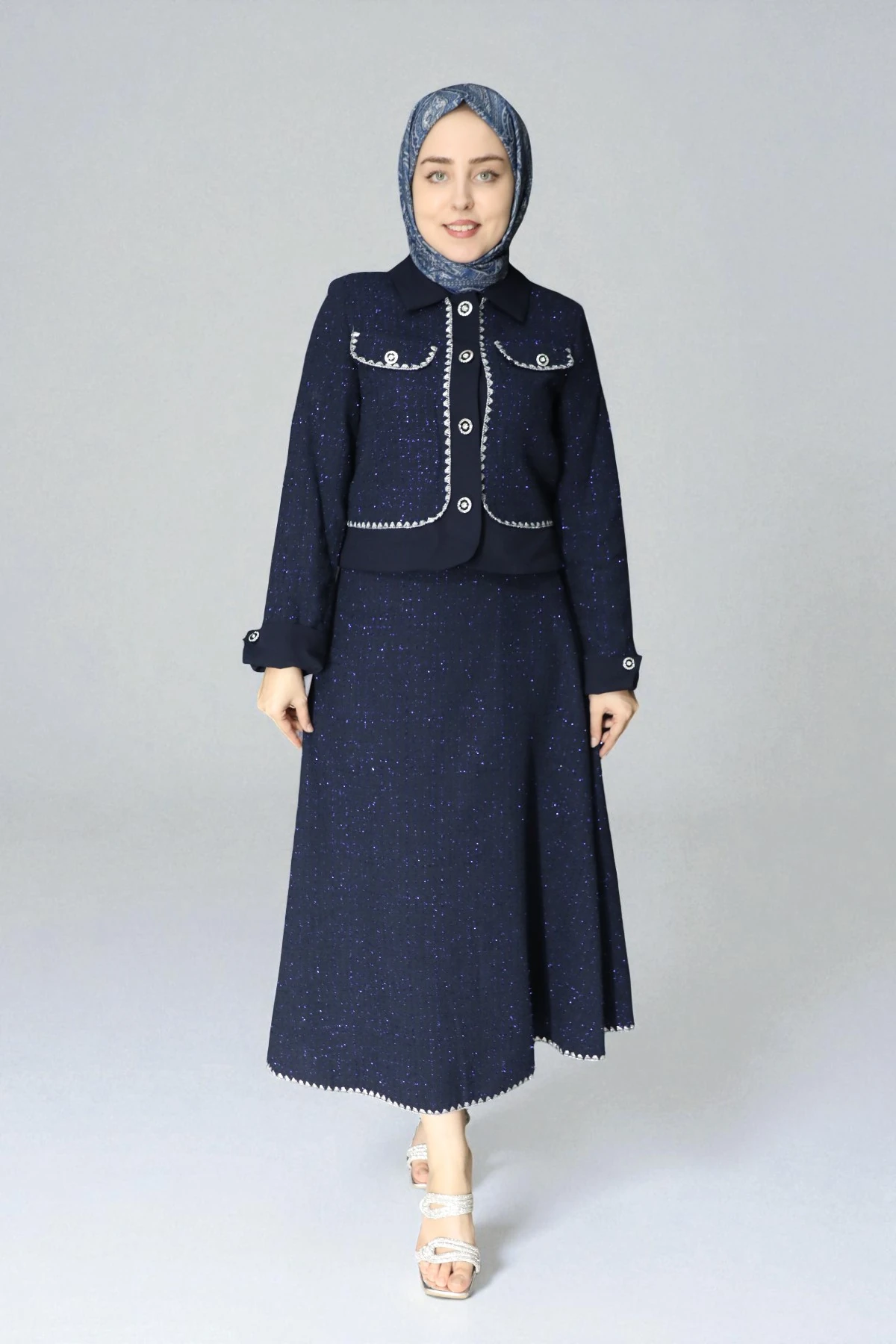 Cepli ve Düğme Detaylı Dokulu İkili Takım