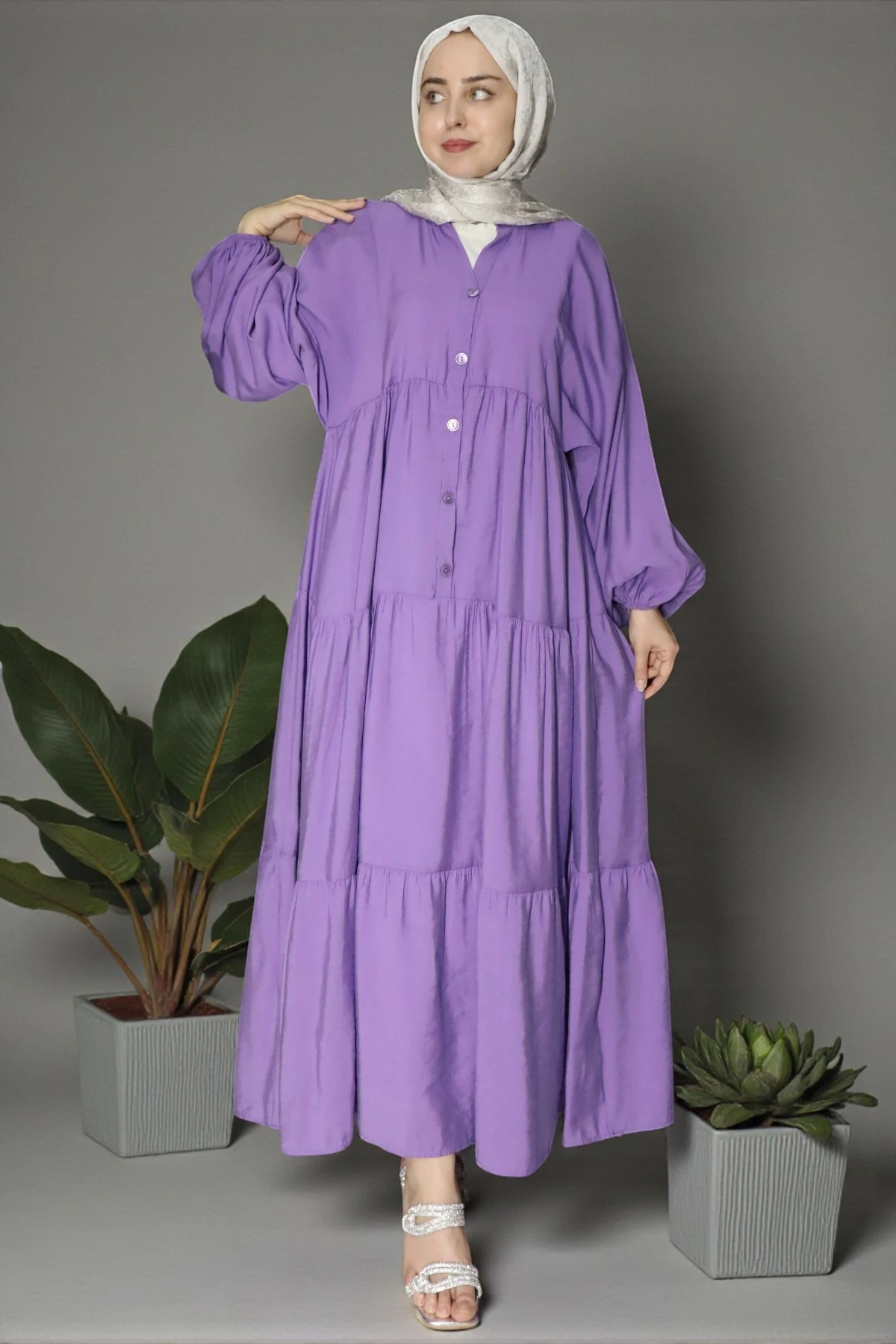 Yarım Boy Düğme Detaylı Balon Kesim Tesettür Elbise