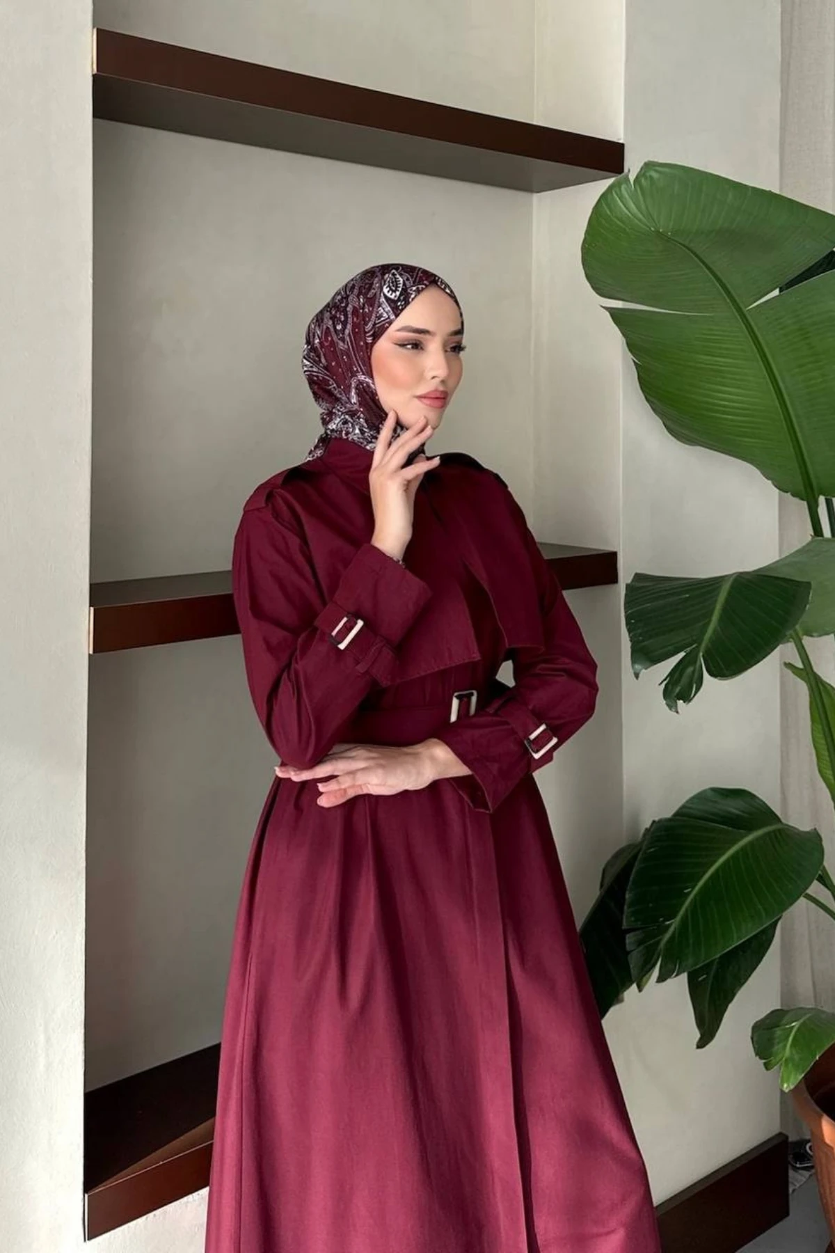 Gömlek Yaka Kolda Ve Belde Kemer Detaylı Trenç Görünümlü Poplin Elbise