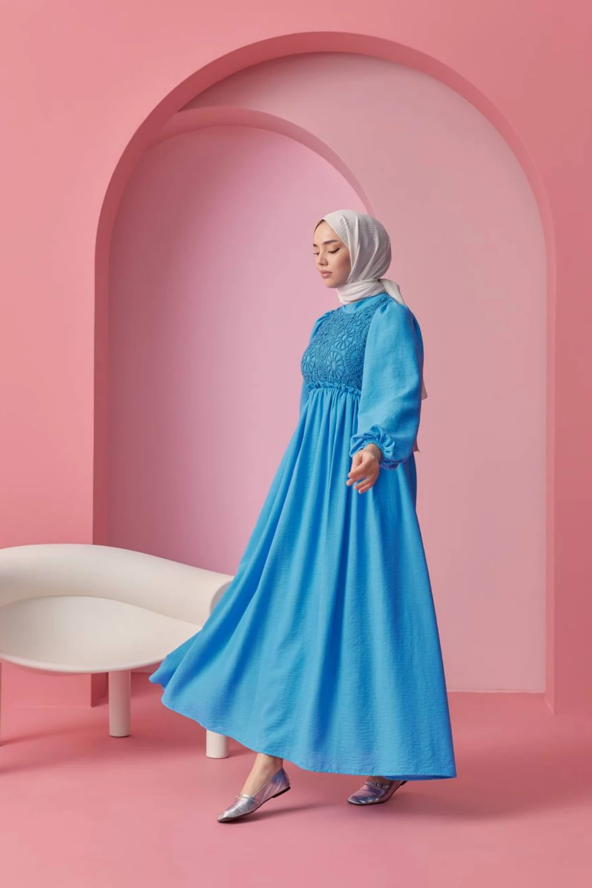 Örgü Göğüs Detaylı, Bel ve Kol Lastikli Elbise