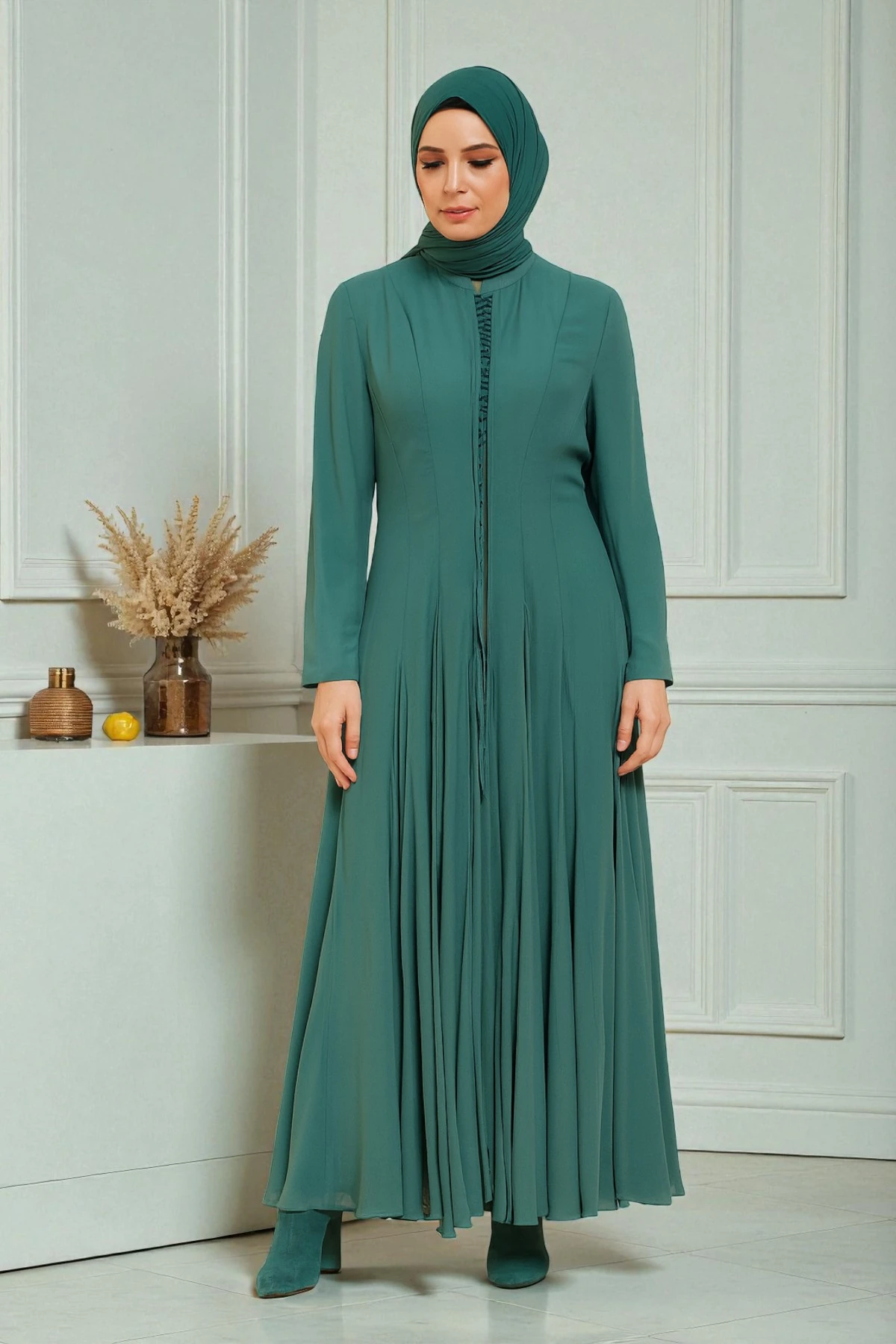 Düğme Detaylı Dökümlü Şifon Tesettür Elbise