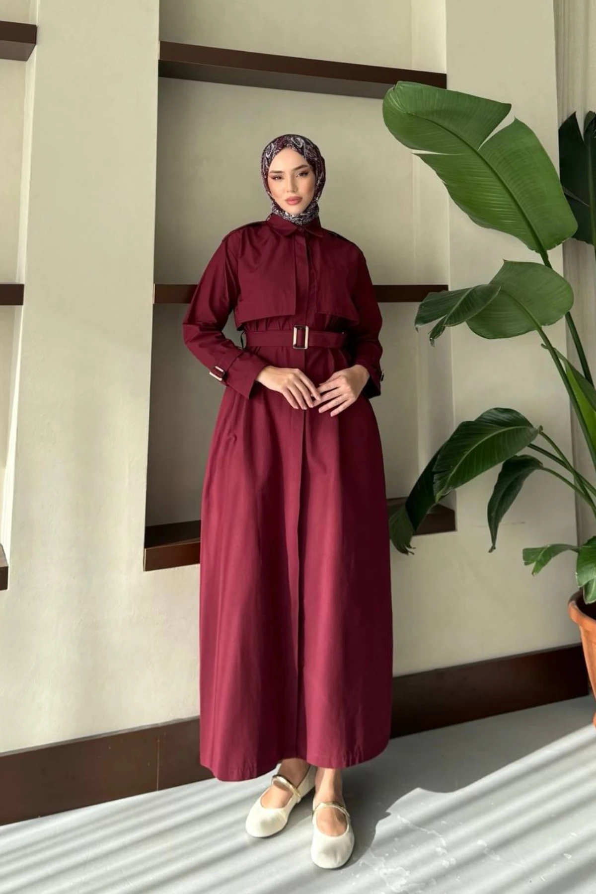 Gömlek Yaka Kolda Ve Belde Kemer Detaylı Trenç Görünümlü Poplin Elbise