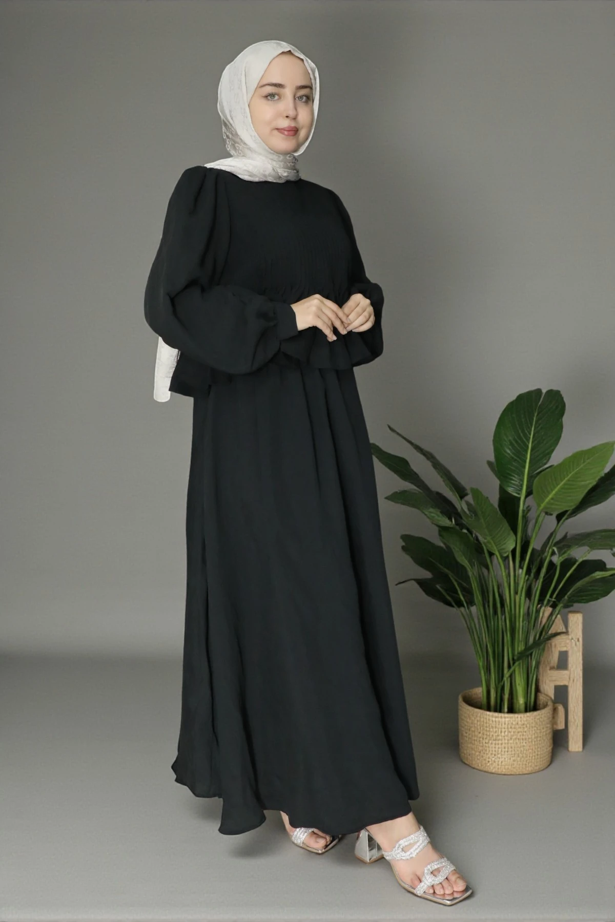 Piliseli Üst Volanlı Bel Detaylı İkili Takım