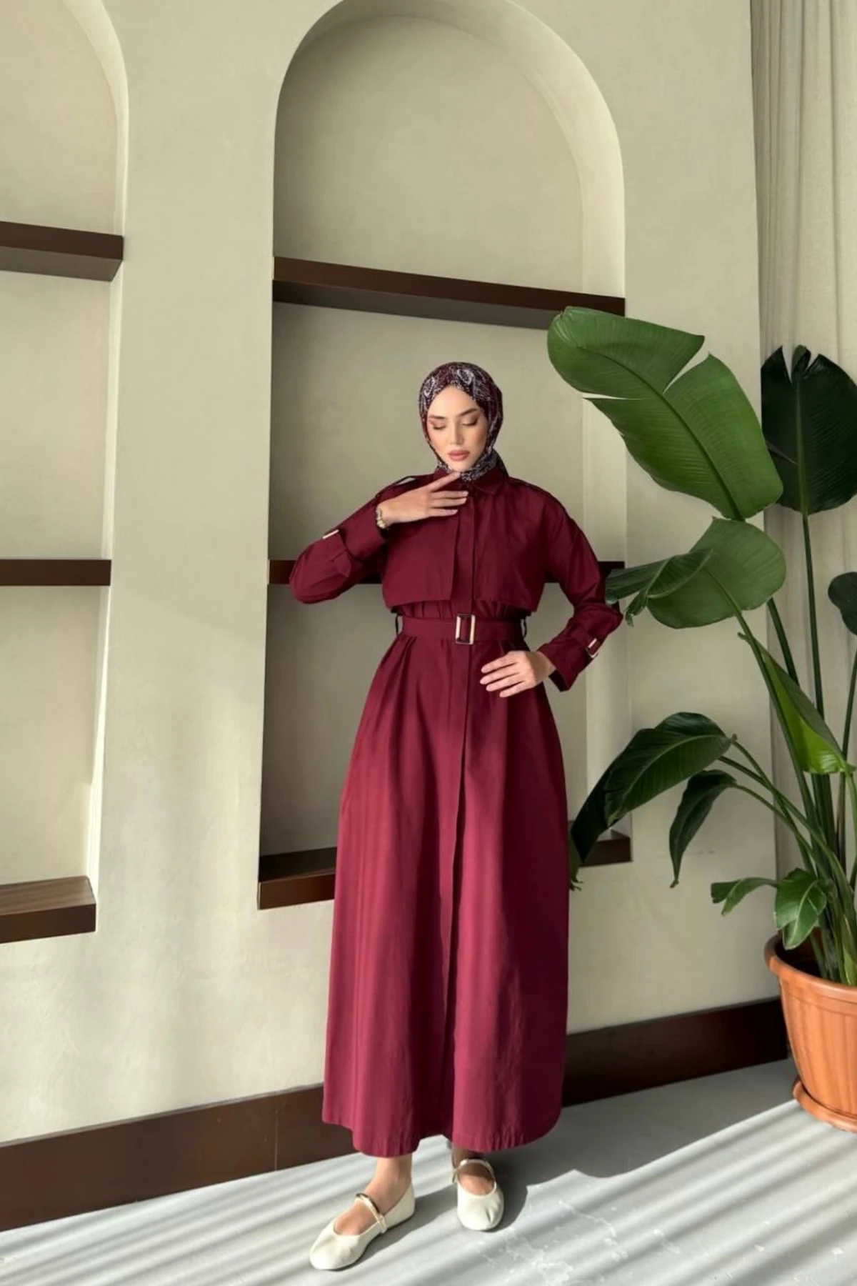 Gömlek Yaka Kolda Ve Belde Kemer Detaylı Trenç Görünümlü Poplin Elbise