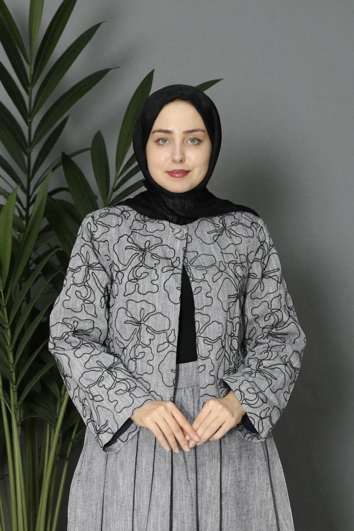 Zarif Nakış İşlemeli Modern İkili Takım