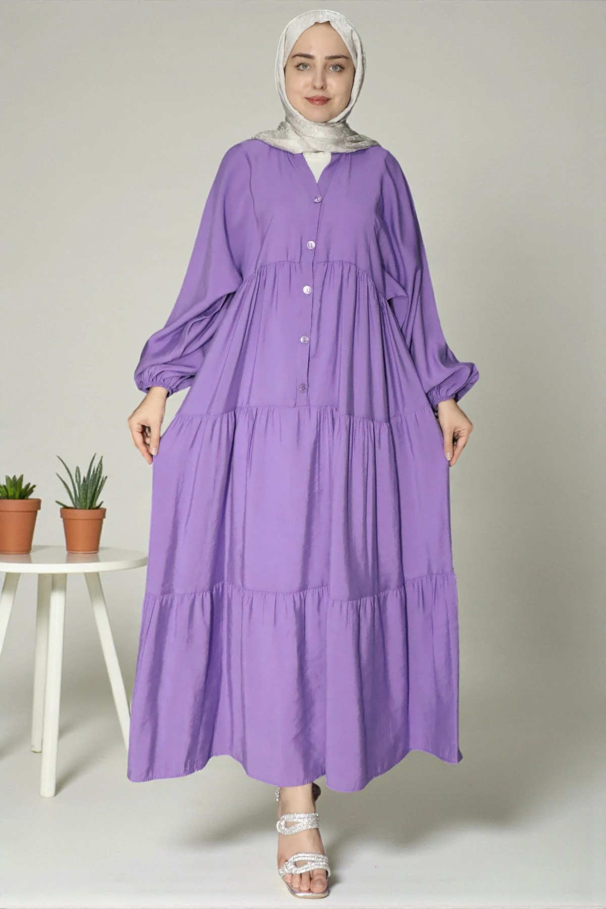 Yarım Boy Düğme Detaylı Balon Kesim Tesettür Elbise