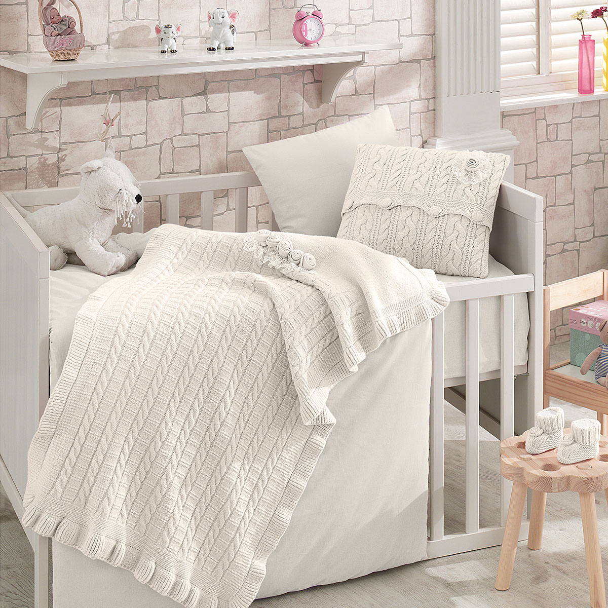 6301N-KREM NİPPERLAND KIZ ÇİÇEK GÜPÜRLÜ NEVRESİM TAKIMI