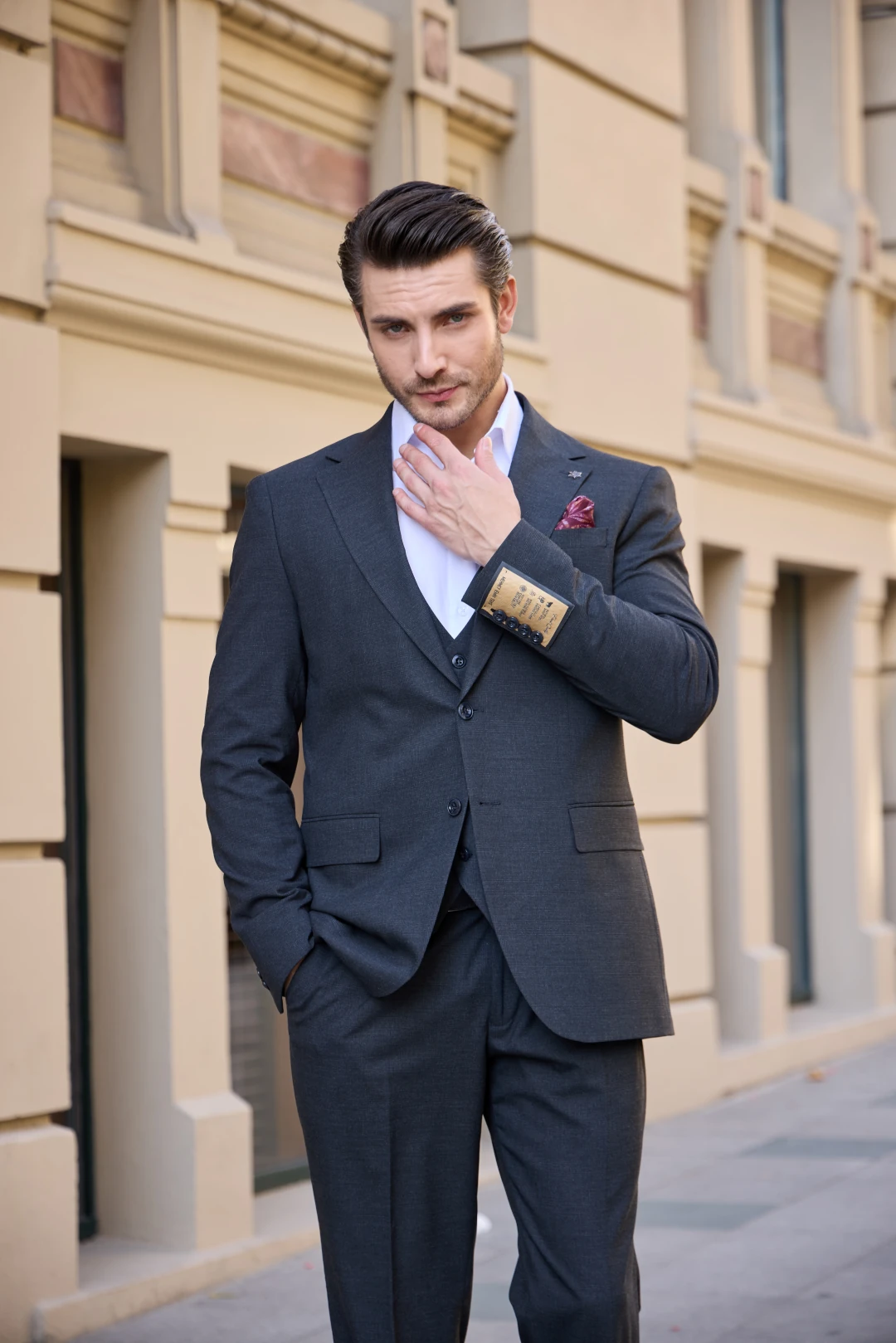 Mehmet Emin Teke Takım Elbise