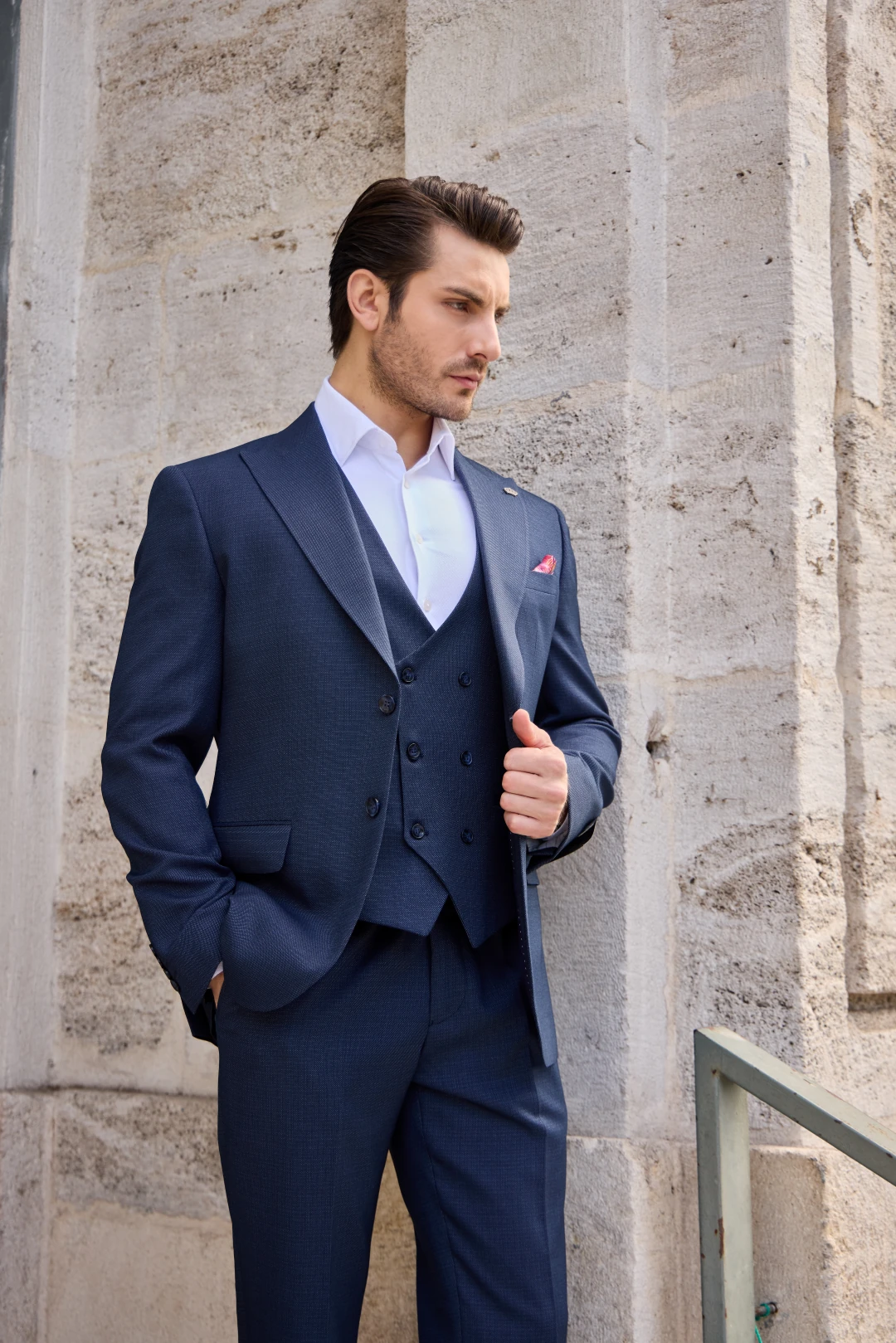 Mehmet Emin Teke Takım Elbise