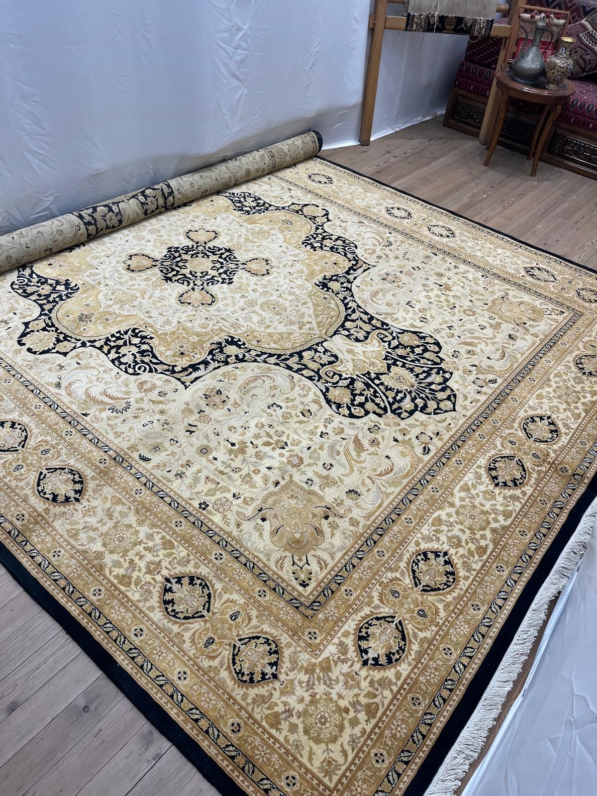 EL DOKUMA AFGAN UŞAK HALI - 274 x 360