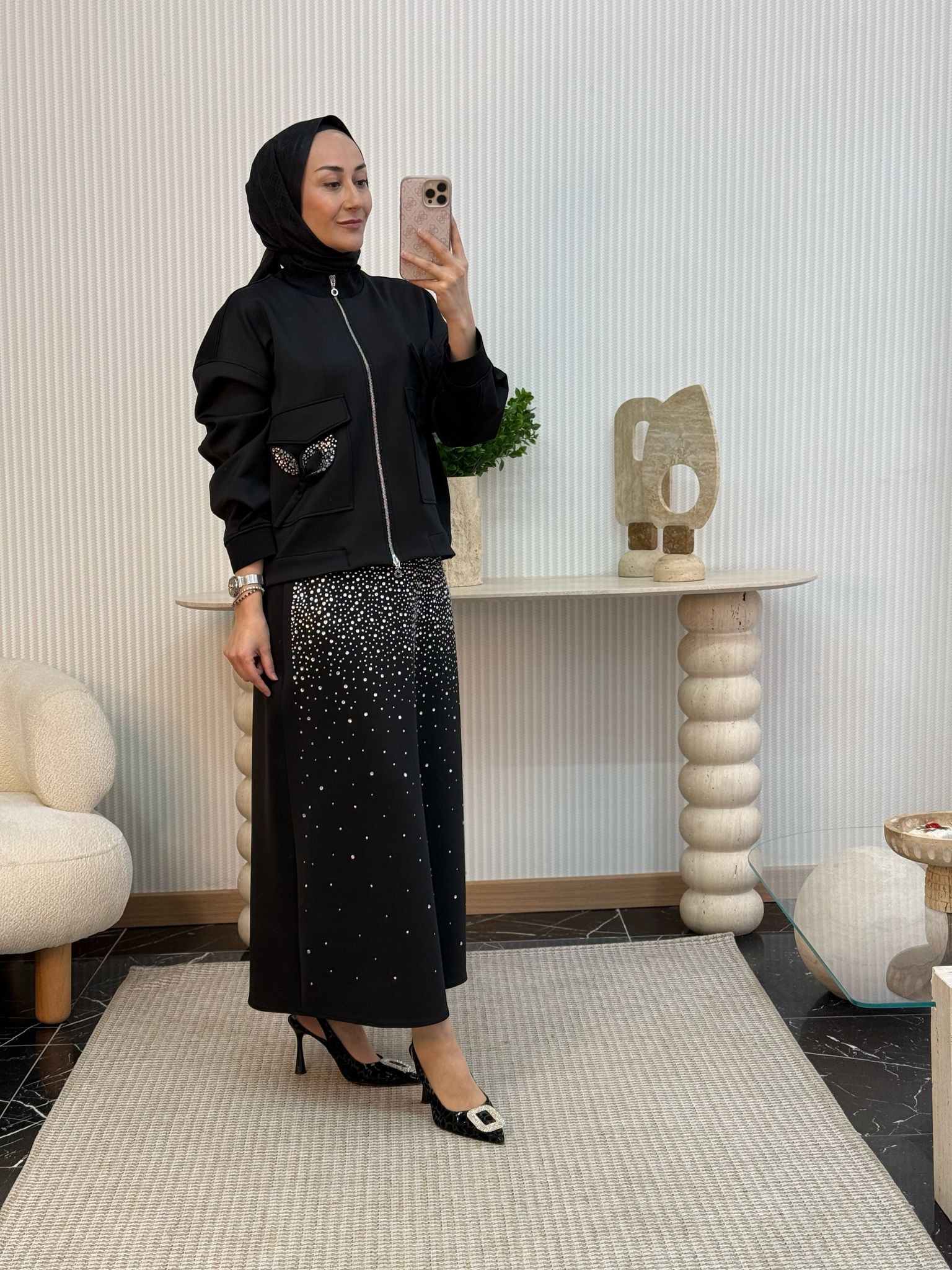 Ghisa Taşlı Etekli Takım