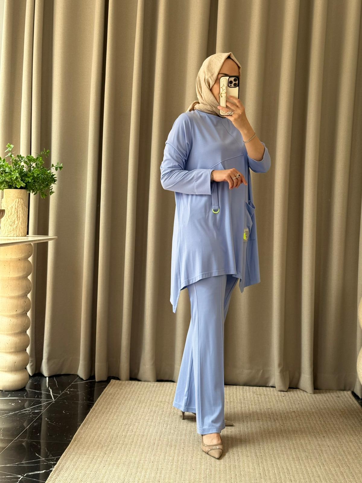 Tığ Triko Asimetrik Kesimli Aksesuar Detaylı Takım - Mavi