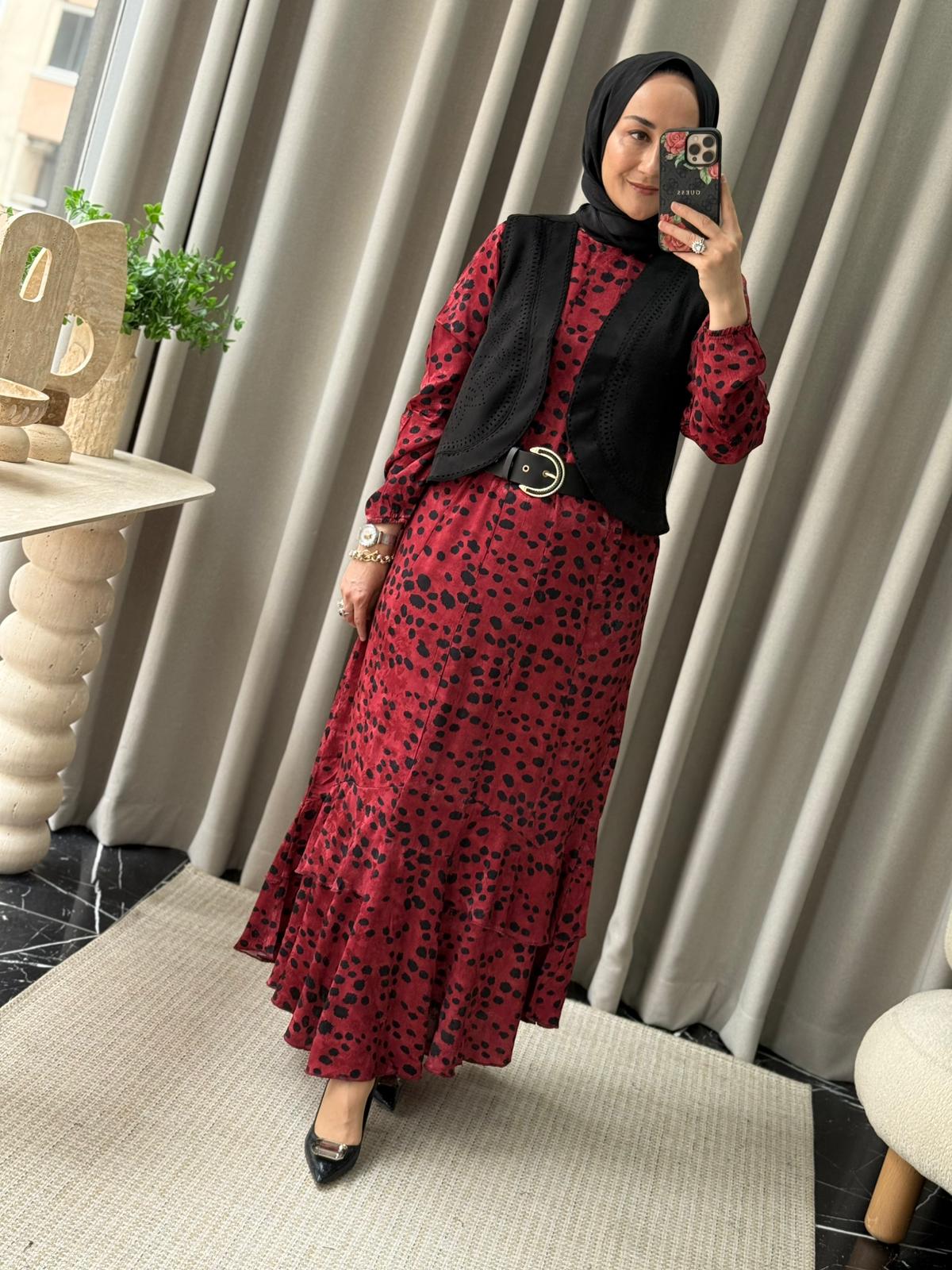 Lissmore Yelek & Kemer Aksesuar Detaylı Elbise