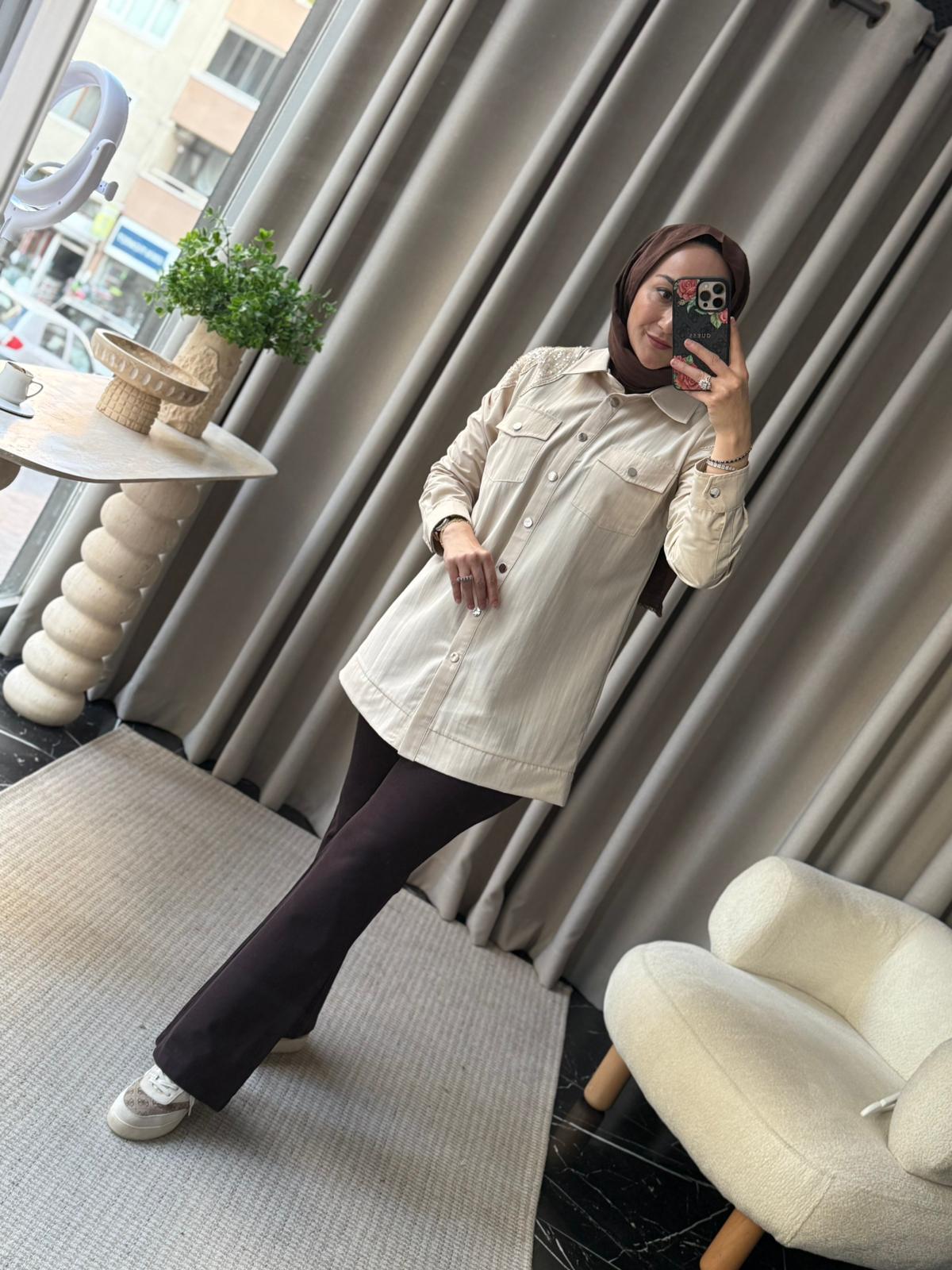 Fuat Gürşen Omuz Detay Kap  - Bej