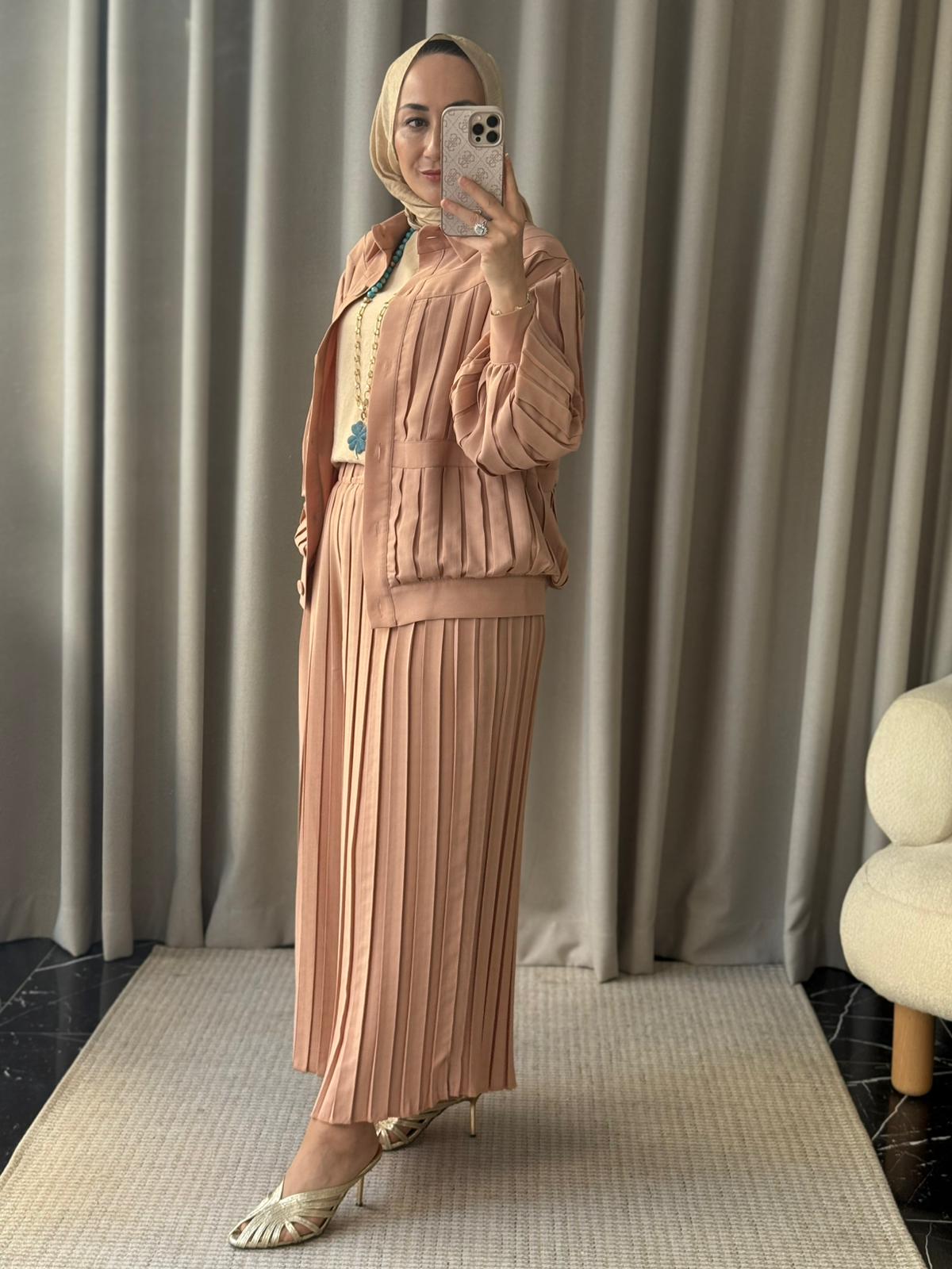 Kahma Pileli Pantolon Takımı