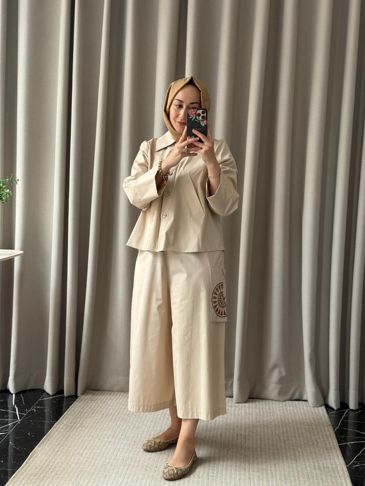 Kahma İşlemeli Takım - Bej