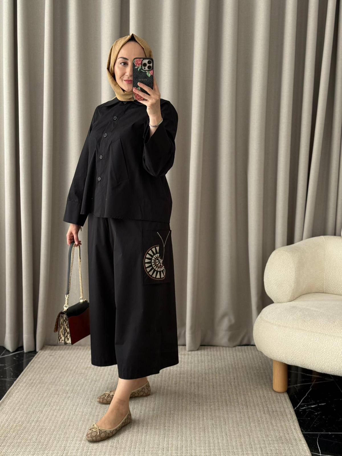 Kahma İşlemeli Takım - Siyah