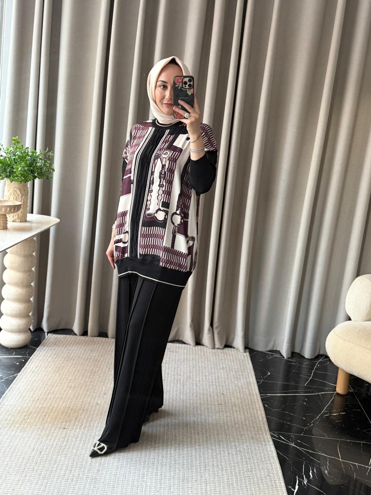 Ghisa Şal Desen İpek Saten Tunik