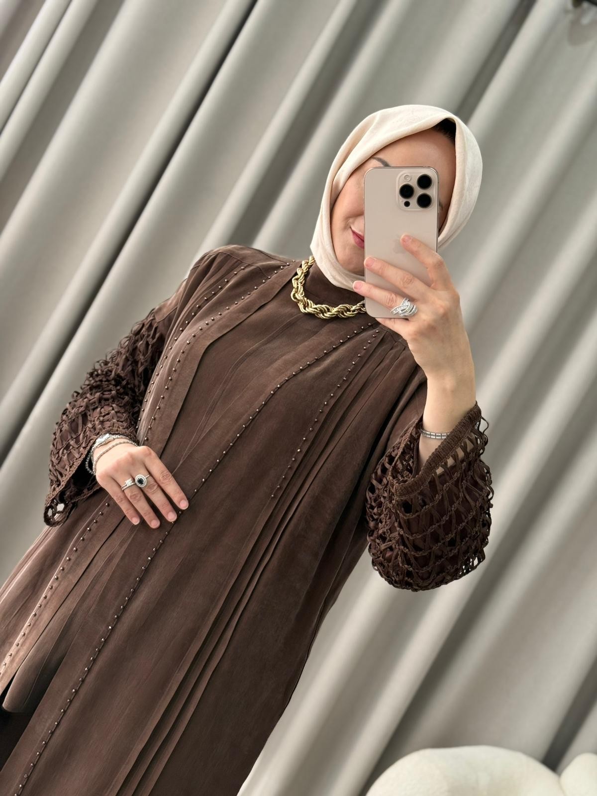 Ghisa Kol Detaylı Üçlü Takım
