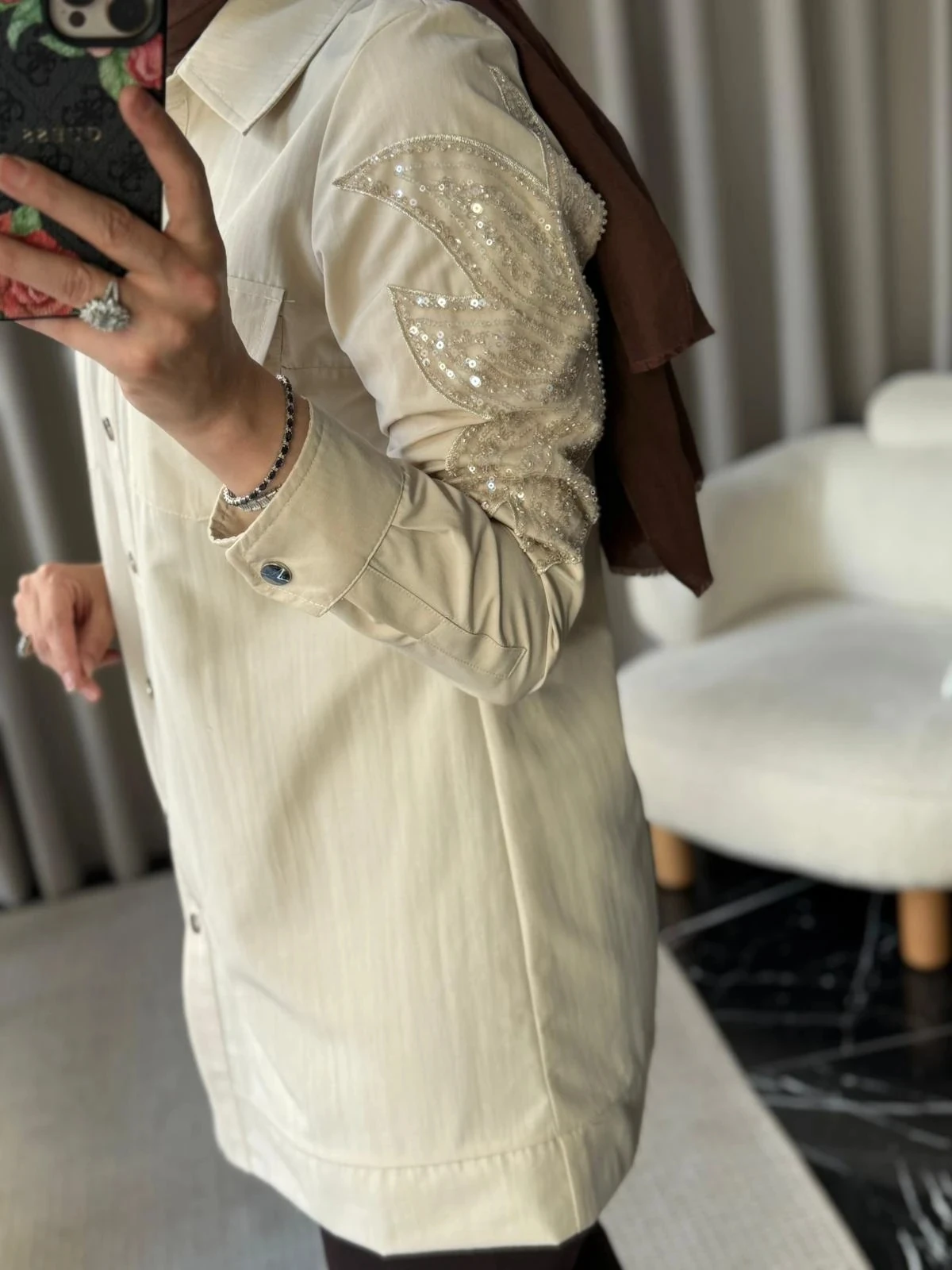 Fuat Gürşen Omuz Detay Kap  - Bej