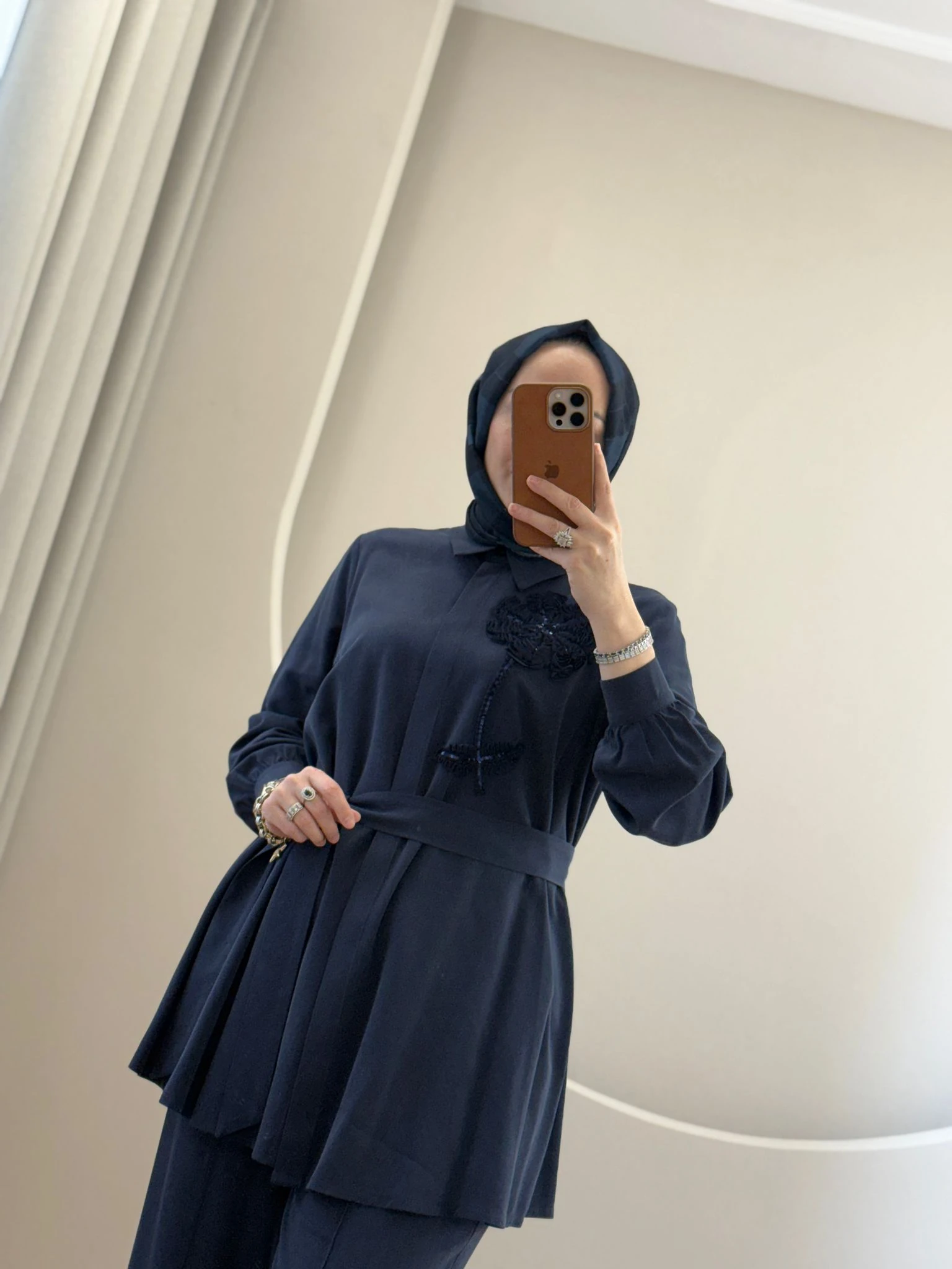 Nuss Yaka Kabartma Desen Takım- Lacivert