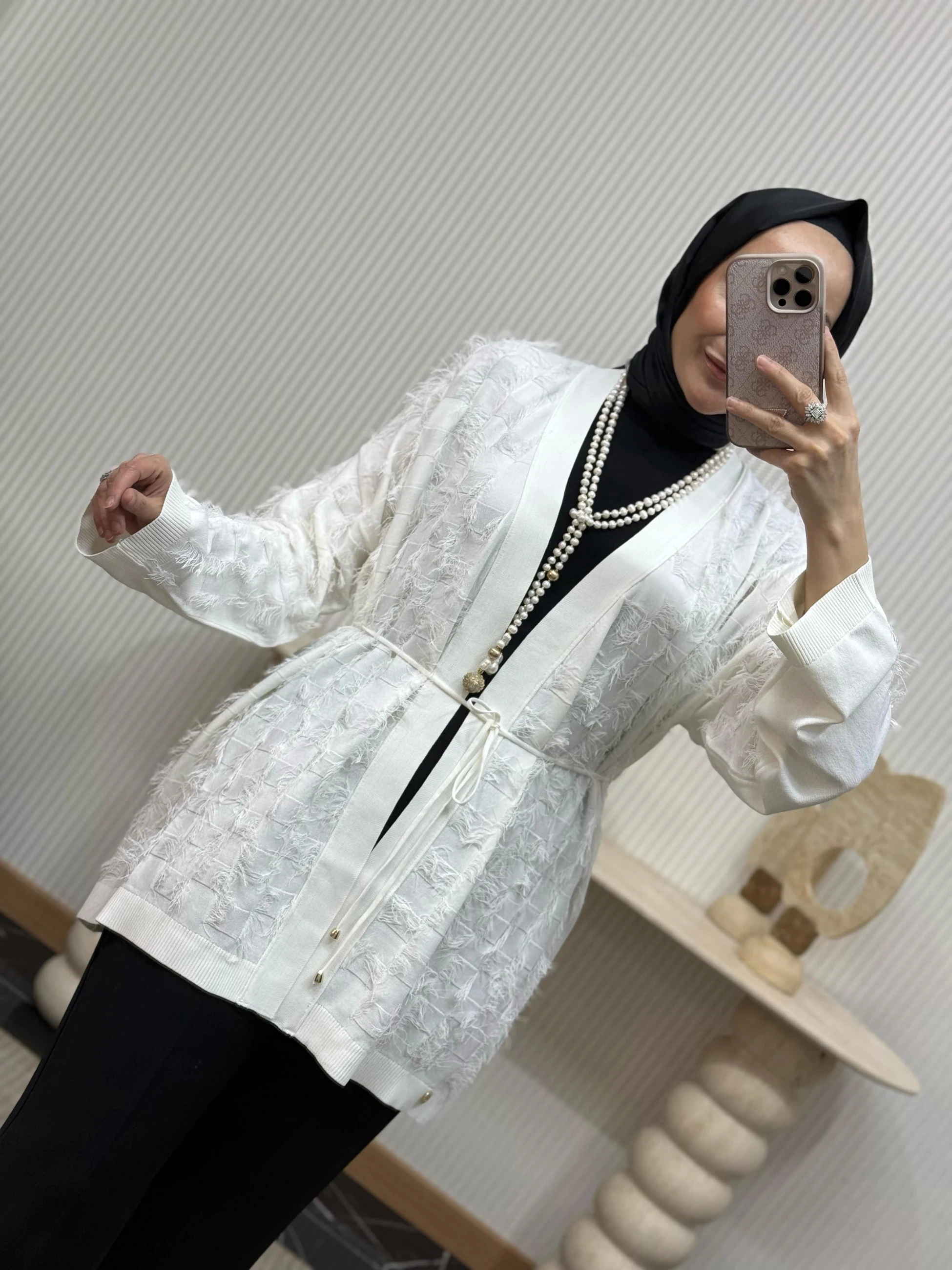 Ghisa Beli Bağlamalı Kırçıllı Hırka - Ekru