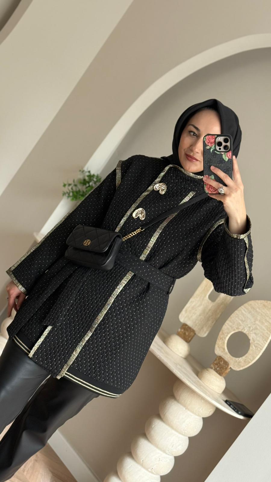 Otto Gold Detaylı Kapitone Kap