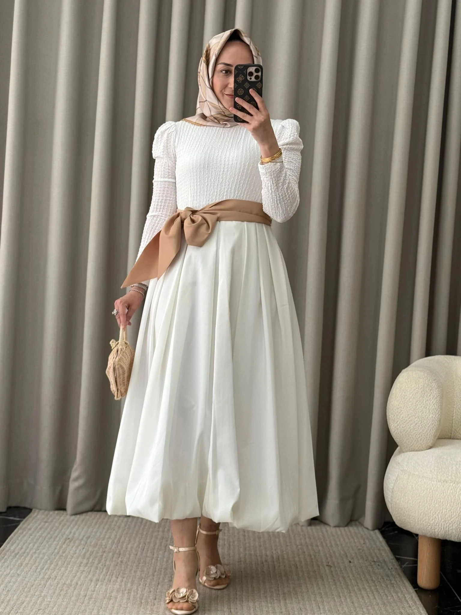 Kahma Kemerli Beyaz Elbise