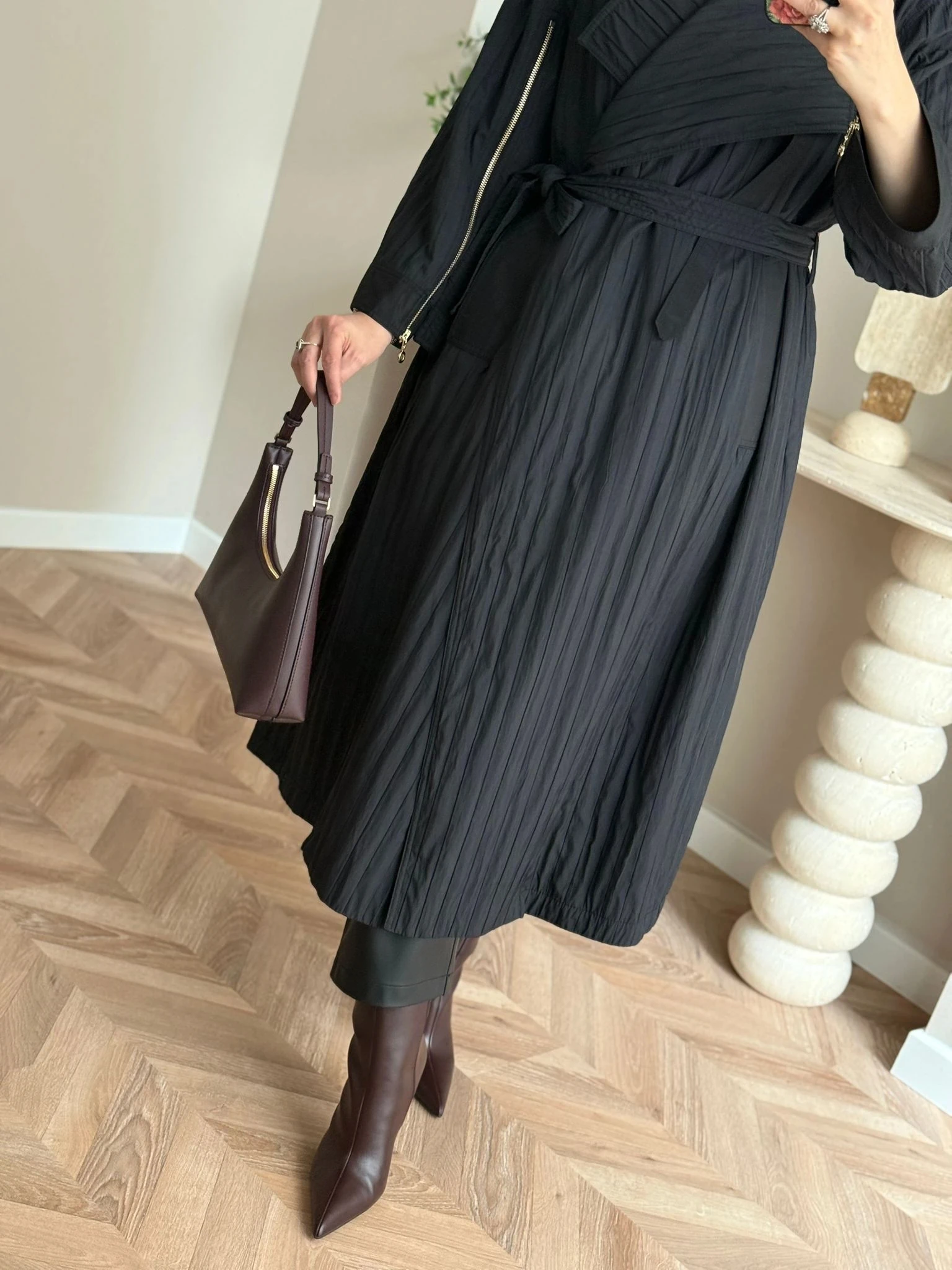 Ghisa Kol Fermuar Detaylı Kap - Siyah