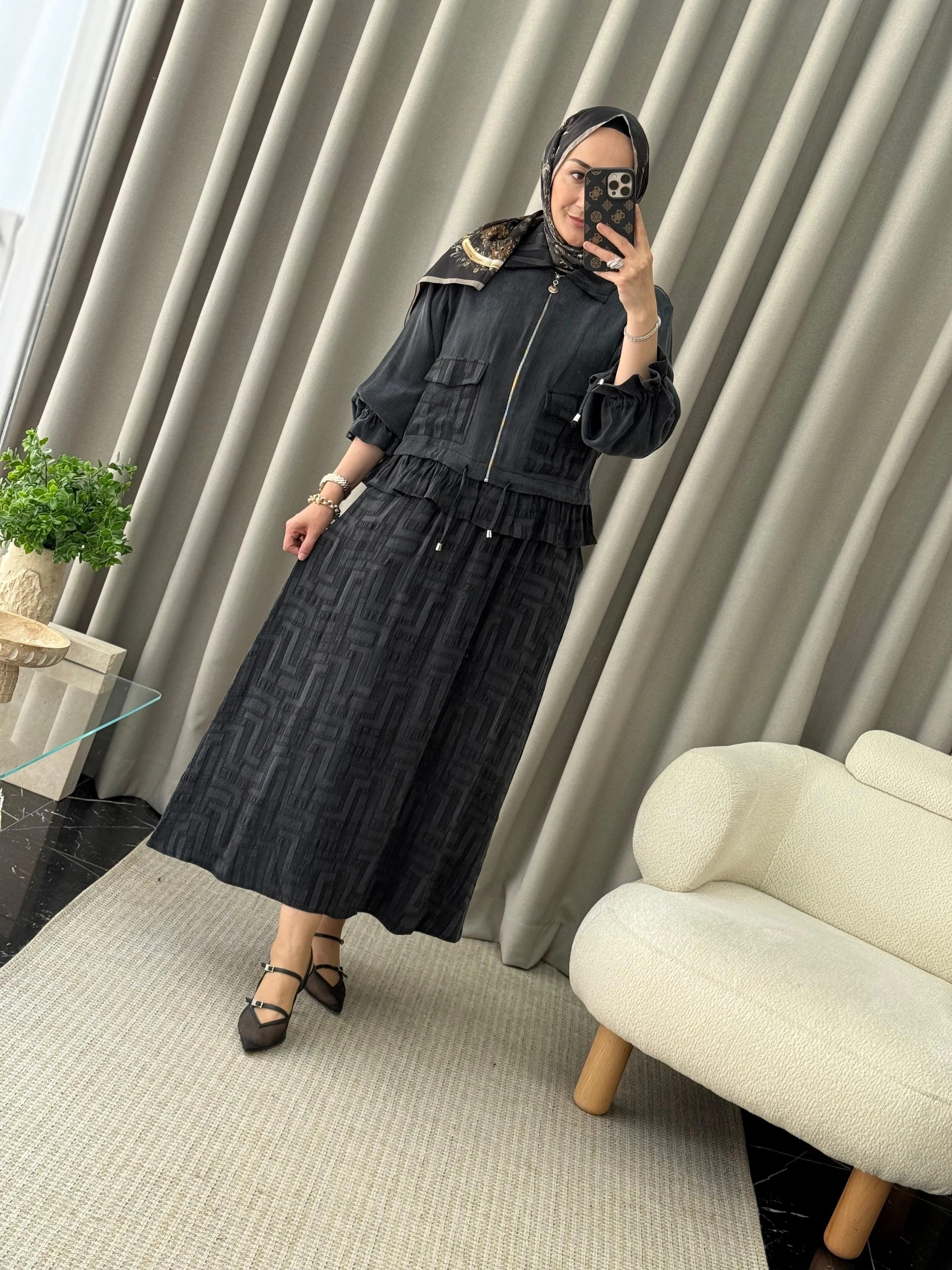 Qmash İpek Cupra Etekli Takım - Siyah