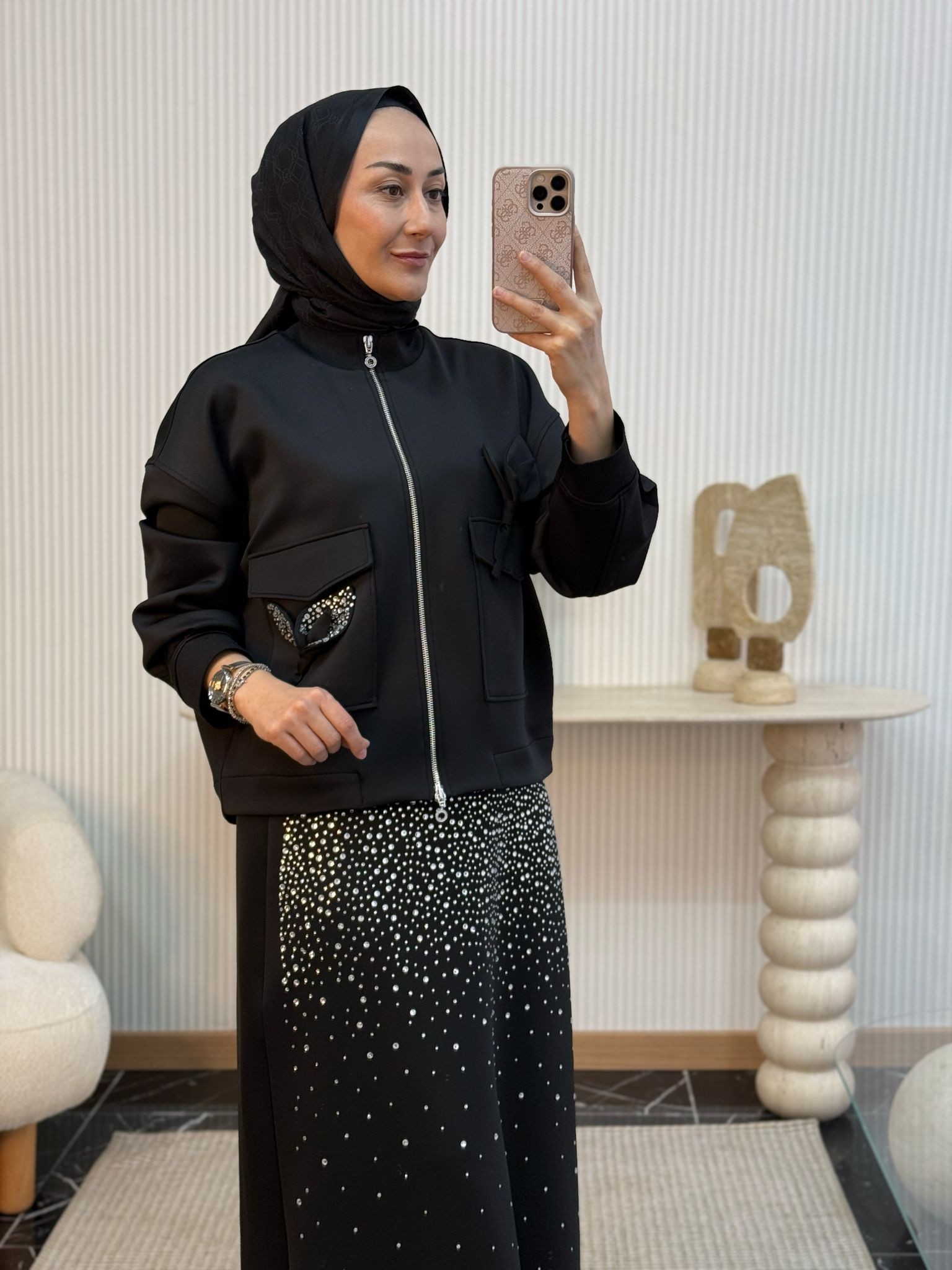 Ghisa Taşlı Etekli Takım