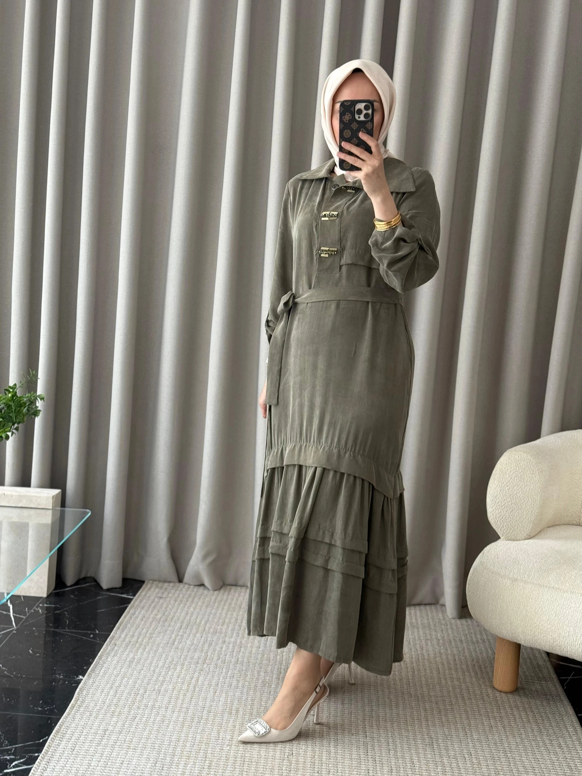 Qeffa Etek Ucu Fırfırlı İpek Elbise - Yeşil