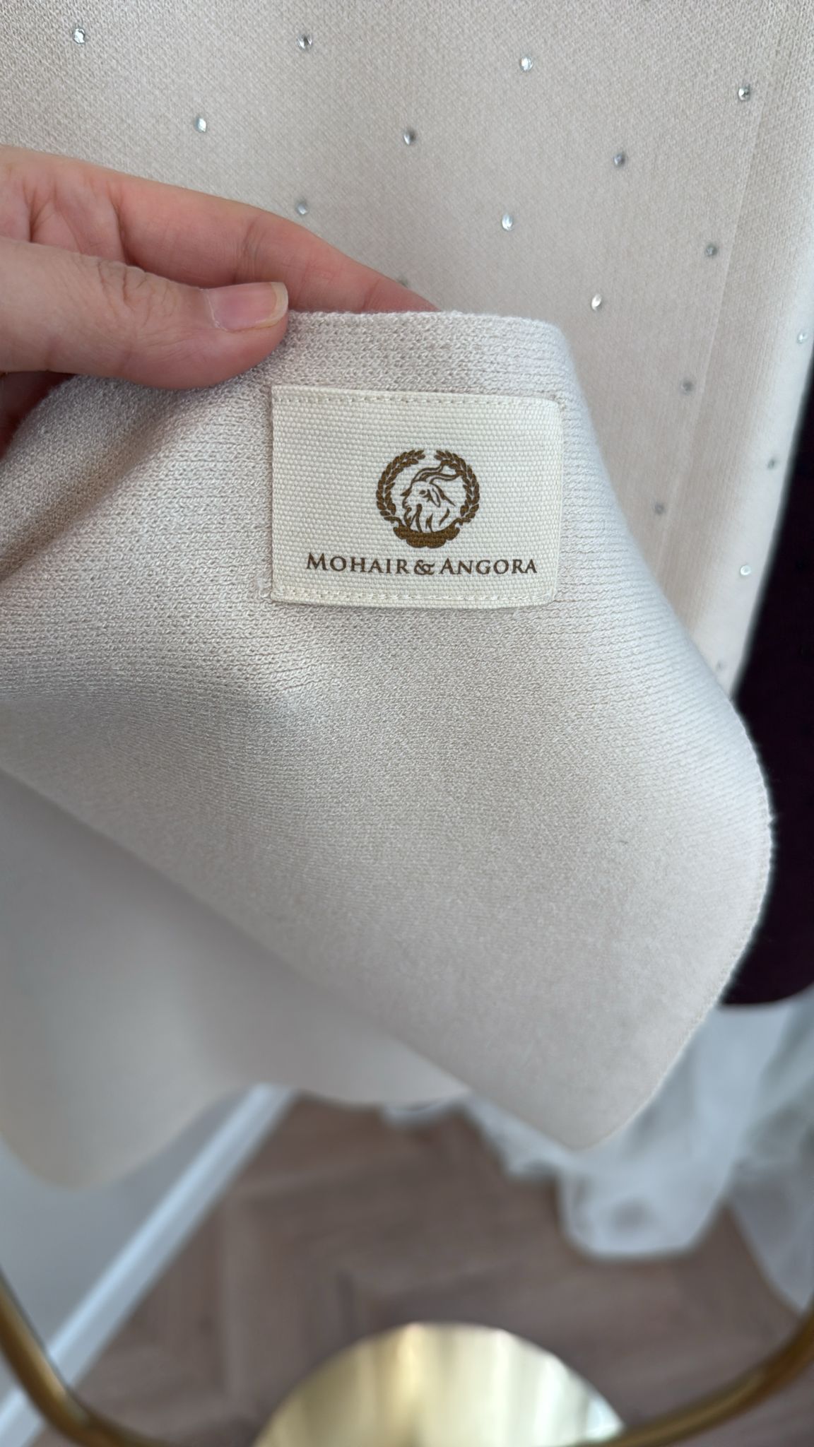 Mutlu Ertan Taş Baskılı Şal - Bej