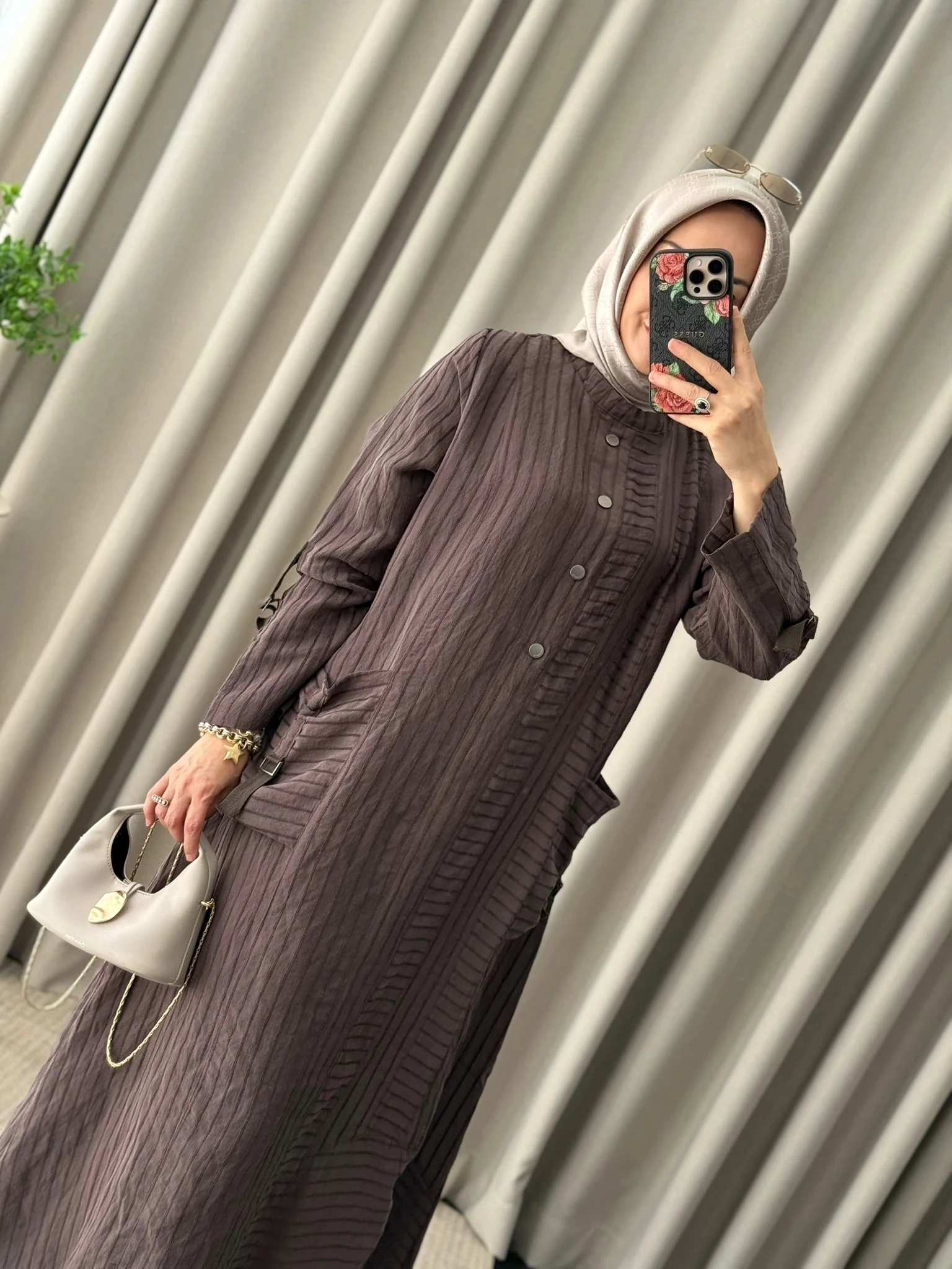 Lissmore Kolye Detaylı Elbise - Kahverengi