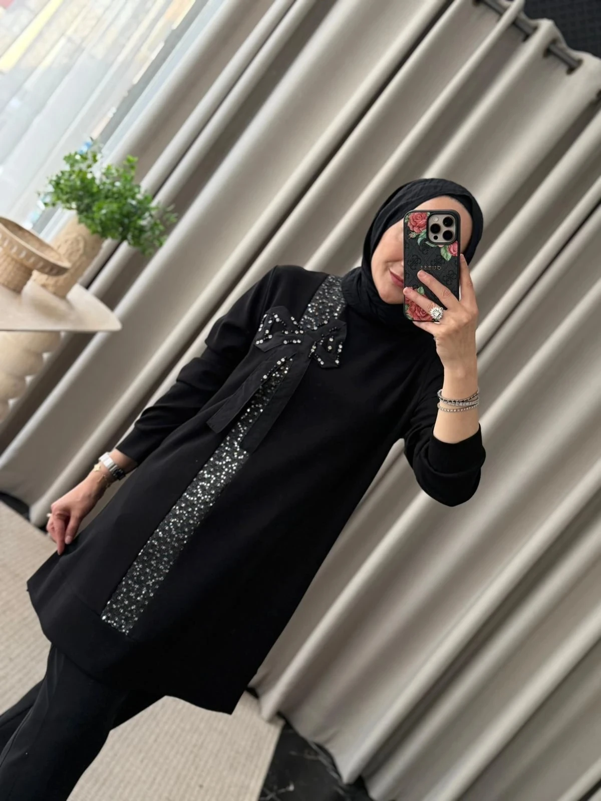 Fuat Gürşen Fiyonk Detay Tunik - Siyah