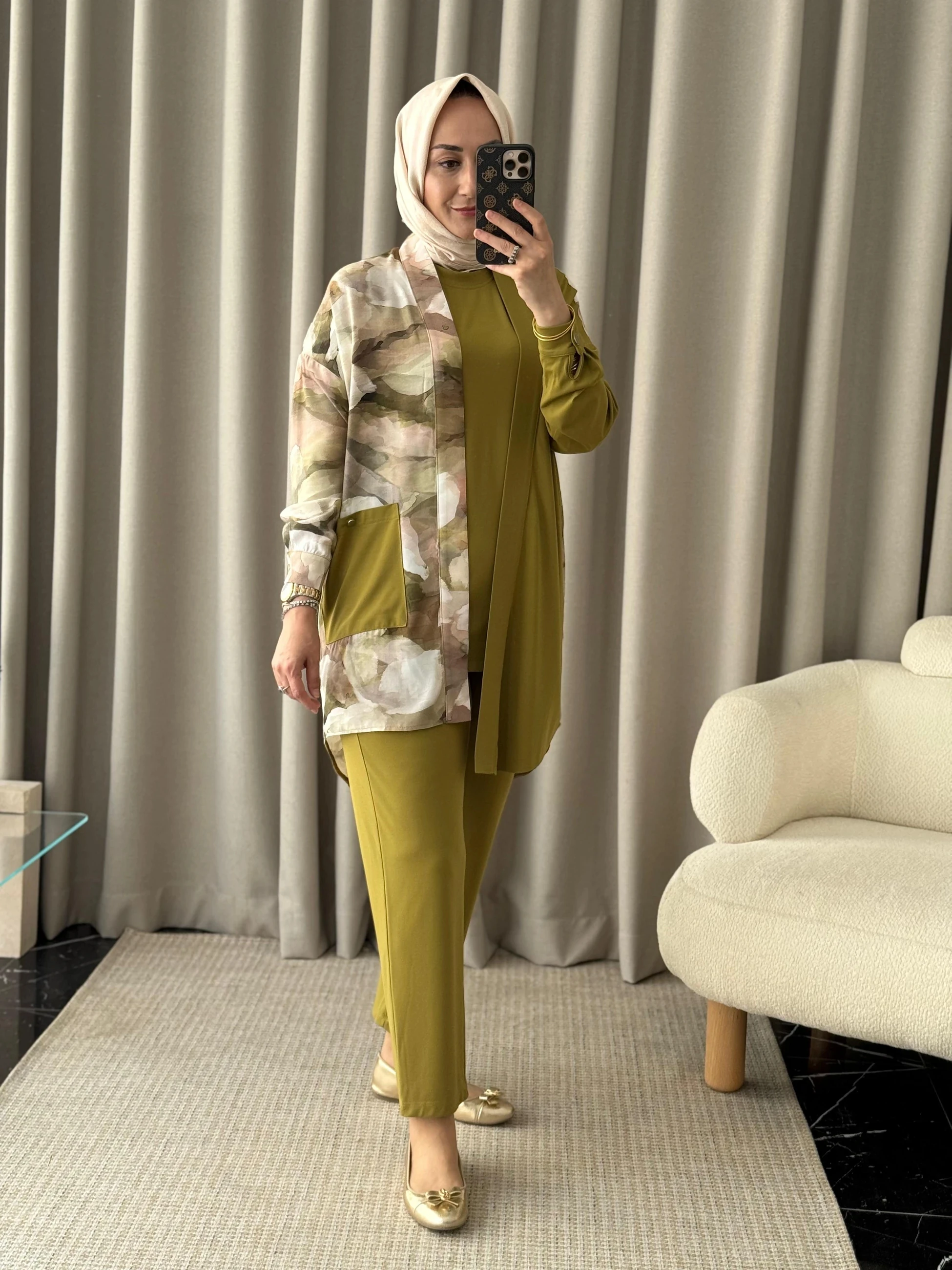 Tığ Triko Asimetrik Kesim Üçlü Takım - Yeşil