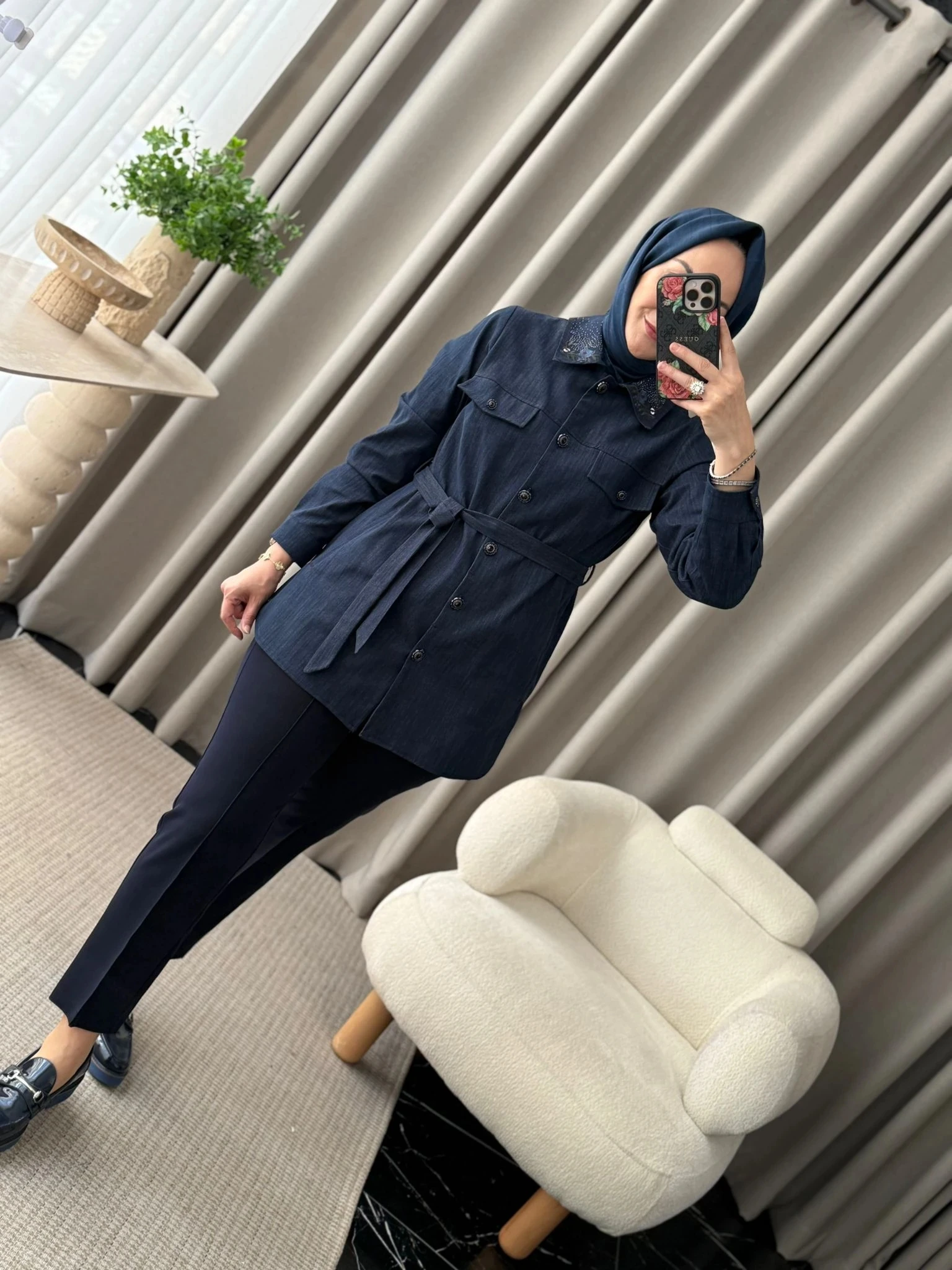 Fuat Gürşen Sırtı İşlemeli Kot Ceket