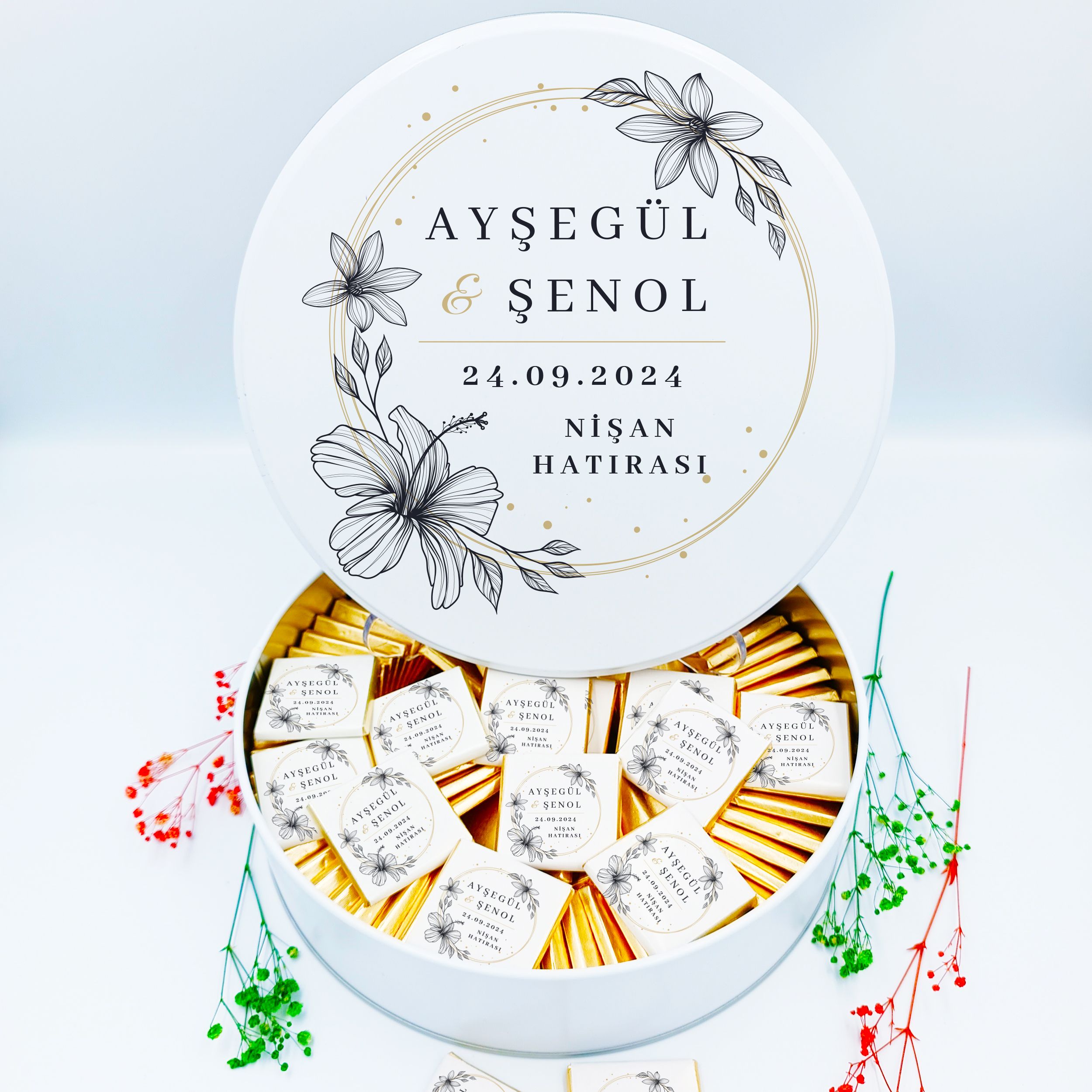Personalized Wedding Chocolate , Engagement Favors , Wedding Favors Chocolate M3